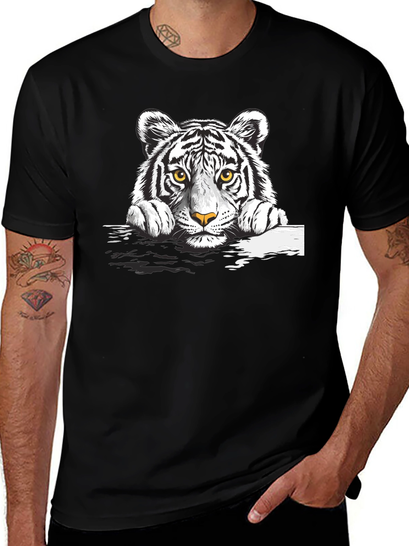Variant 10 of Tiger Graphic Print T-Shirt - Men's Casual Tee