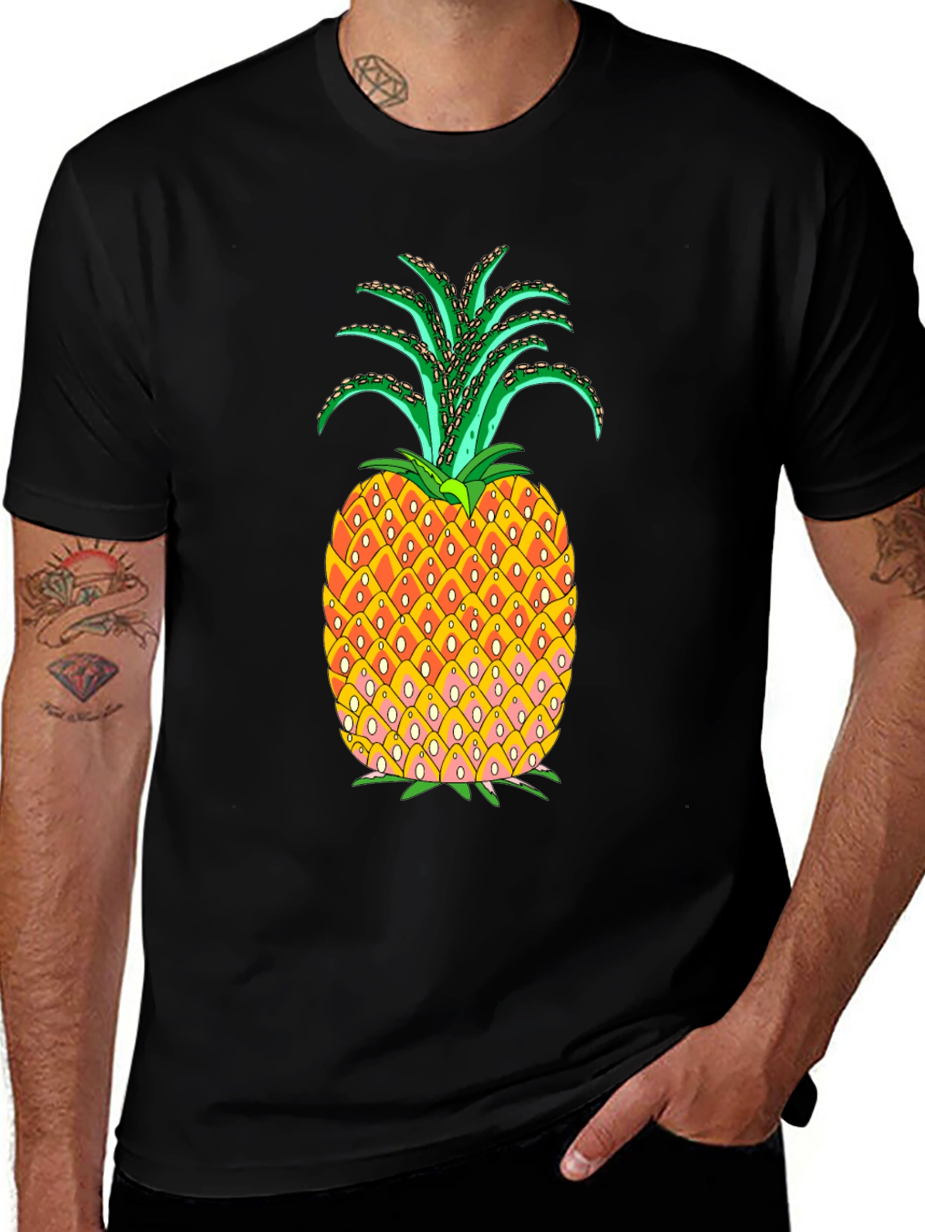 Variant 19 of Pineapple Graphic Print Black T-Shirt