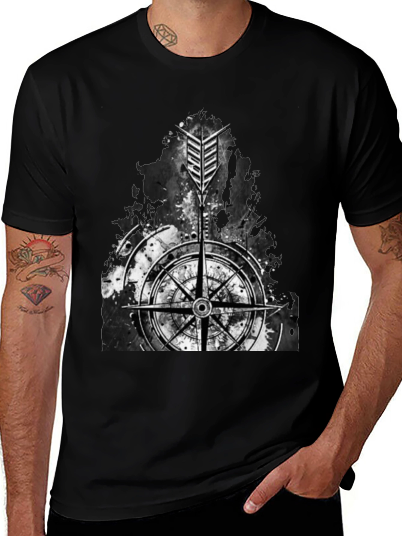 Variant 10 of Compass Arrow Graphic T-Shirt