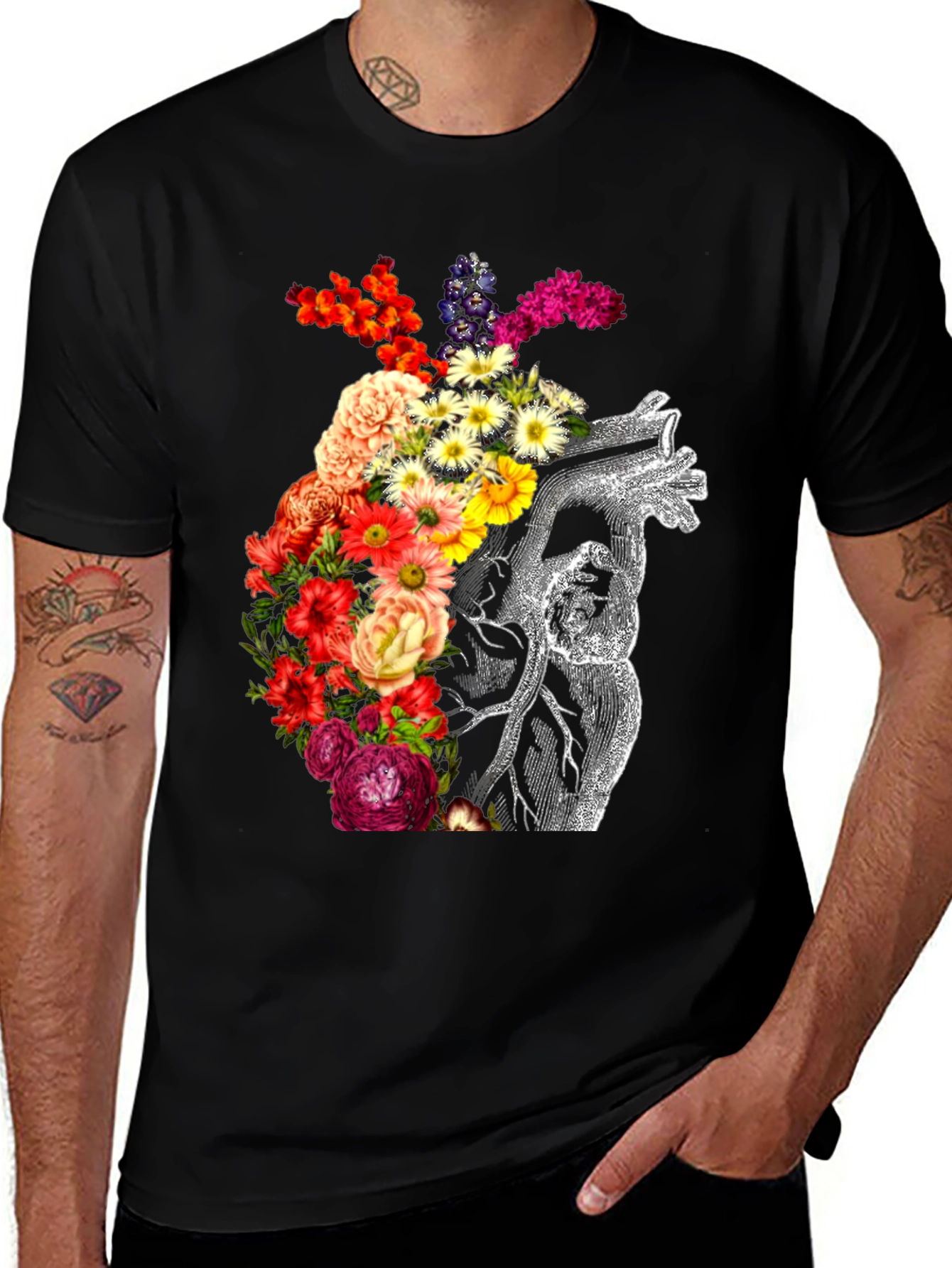 Variant 4 of Floral Heart Graphic Black T-Shirt