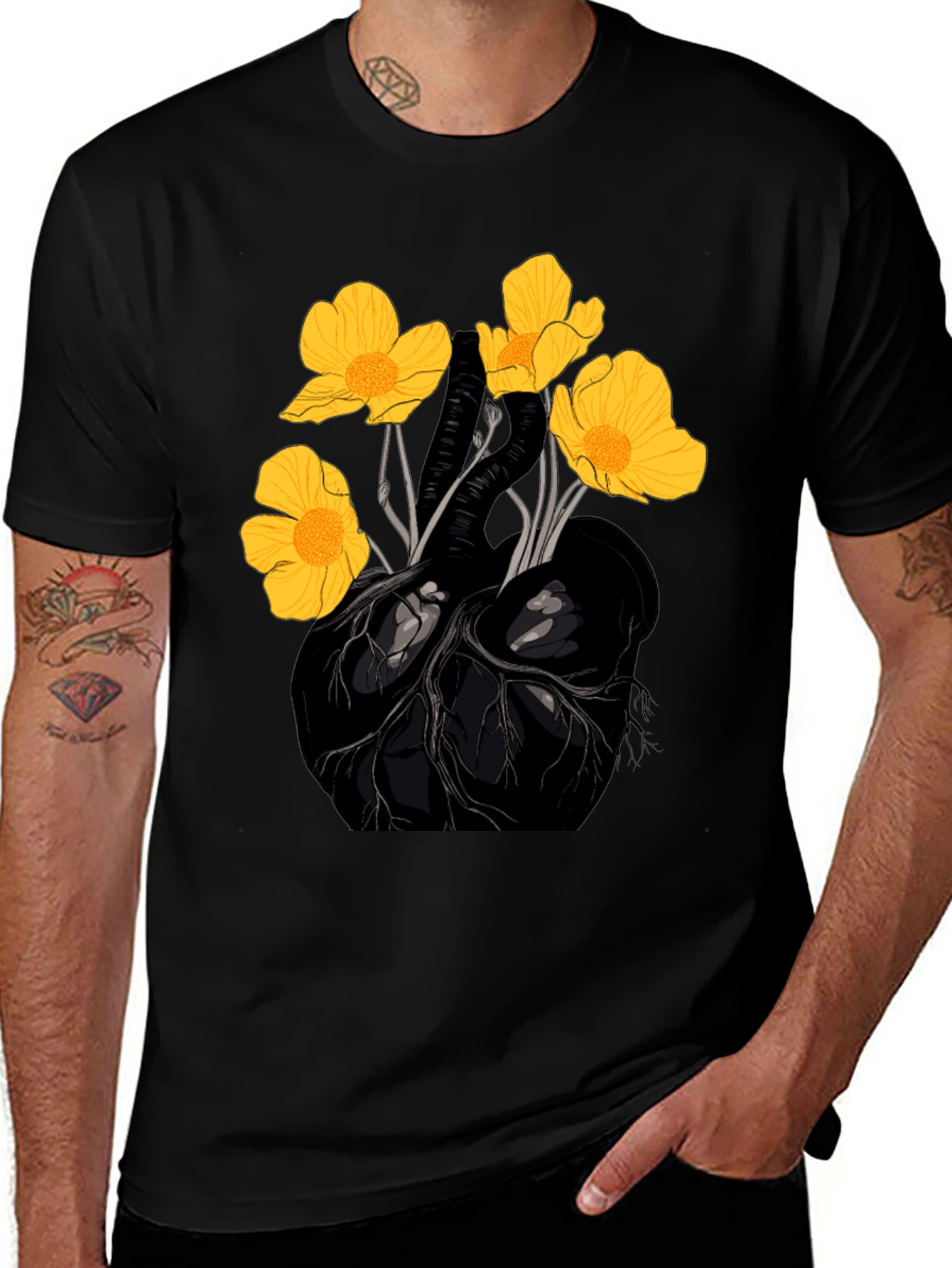 Variant 26 of Floral Heart T-Shirt - Black