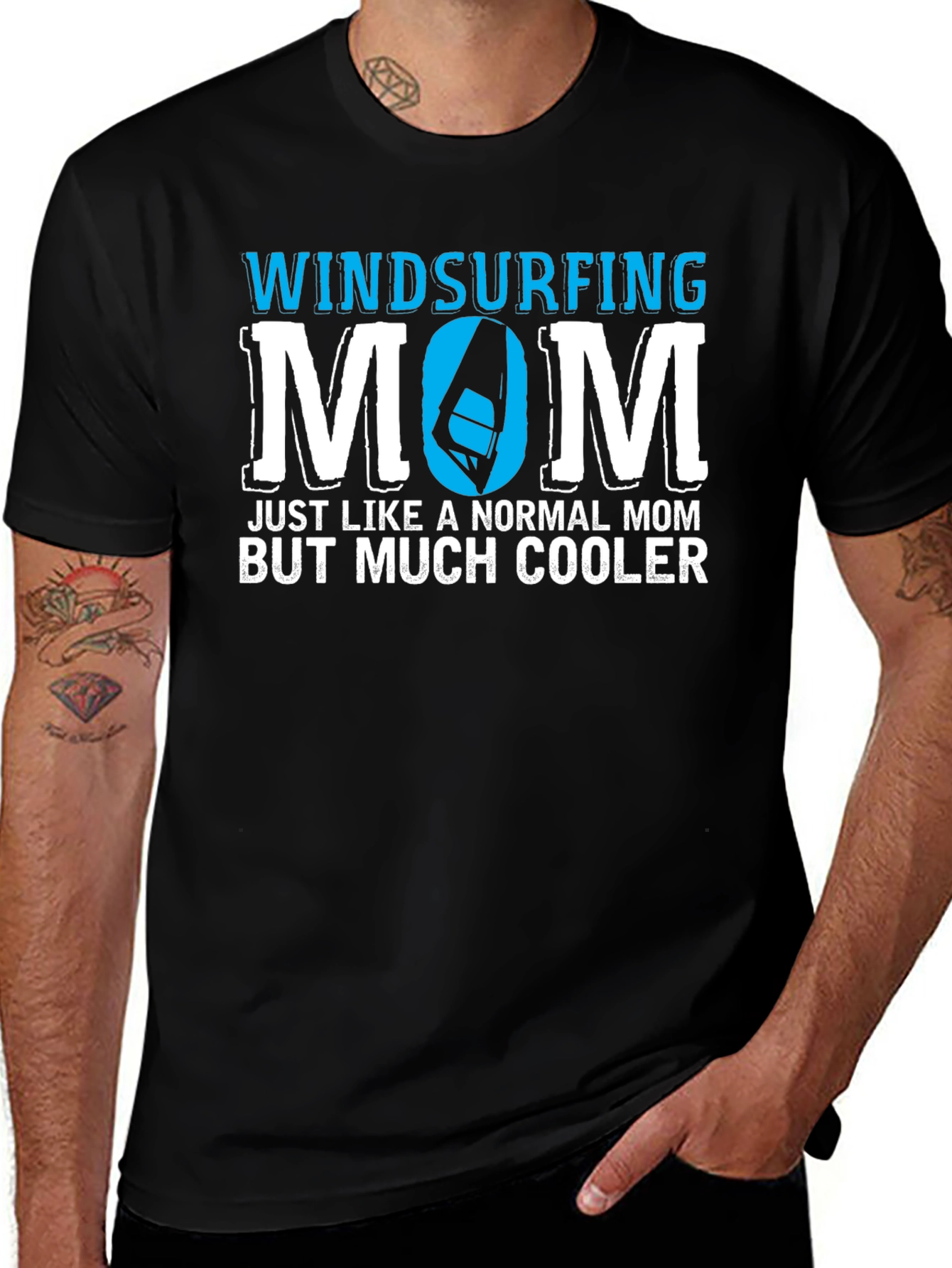 Variant 18 of Windsurfing Mom Graphic T-Shirt