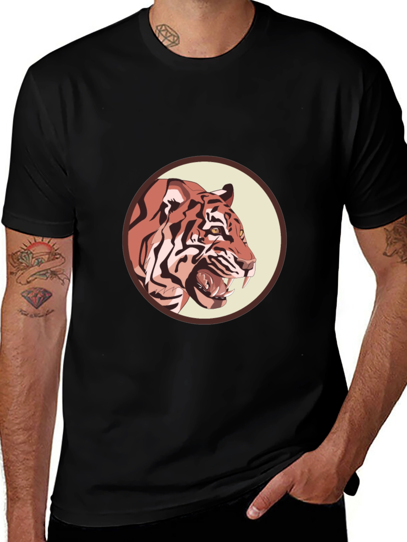 Variant 9 of Tiger Graphic Black T-Shirt