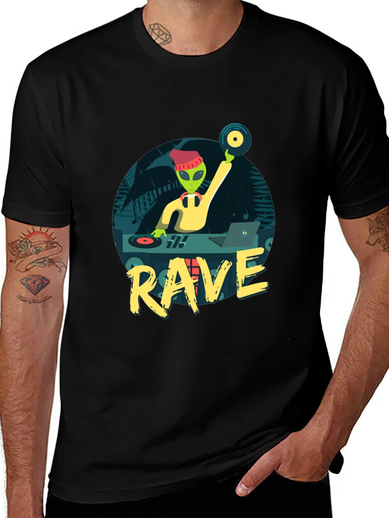 Variant 19 of Alien DJ Rave T-Shirt