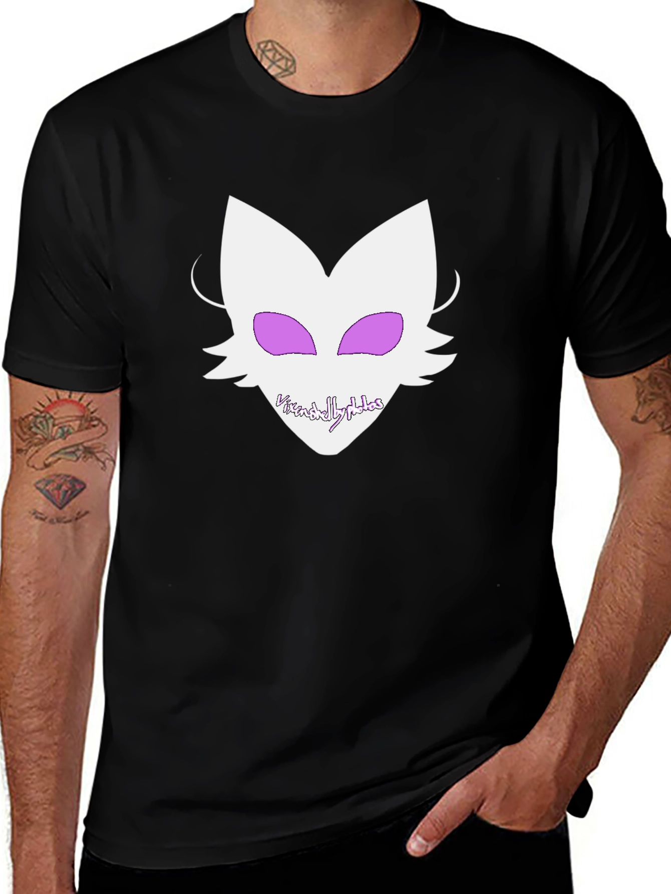 Variant 17 of Graphic Tee - White Fox Design on Black Shirt