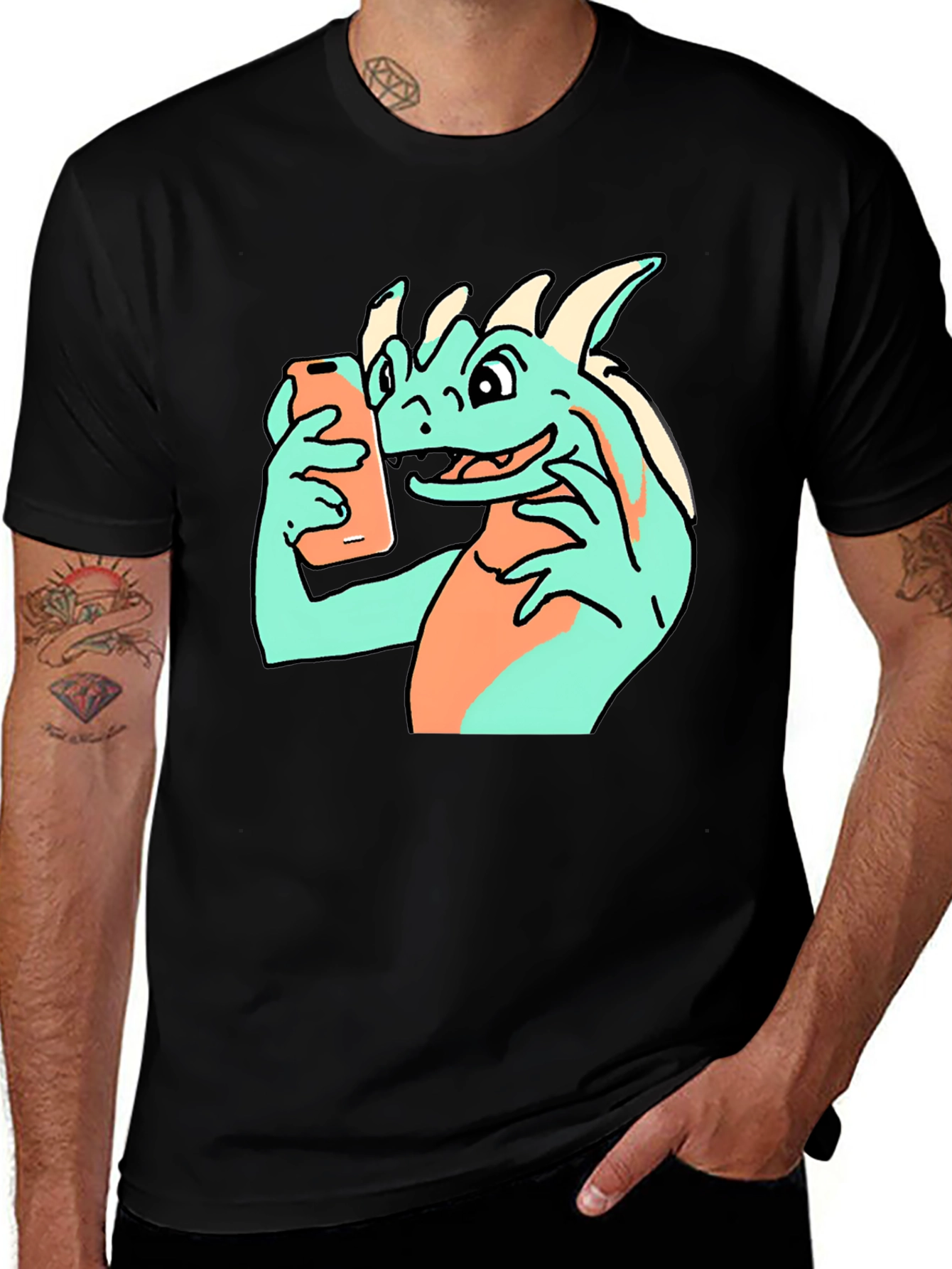 Variant 15 of Funny Dragon Selfie Black T-Shirt