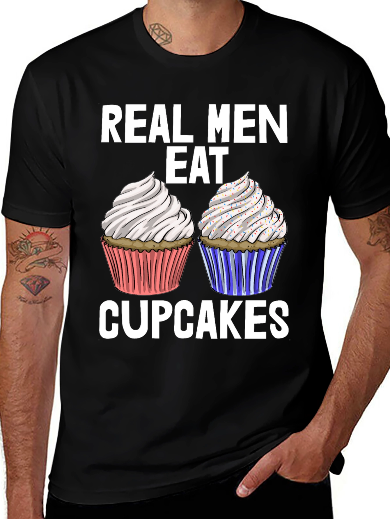 Variant 30 of Real Men Eat Cupcakes T-Shirt