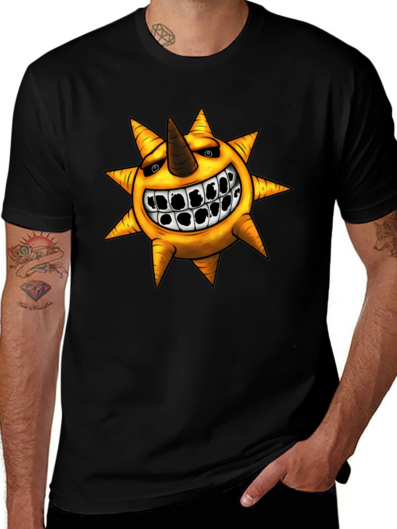 Variant 18 of Soul Eater Sun Graphic T-Shirt - Black