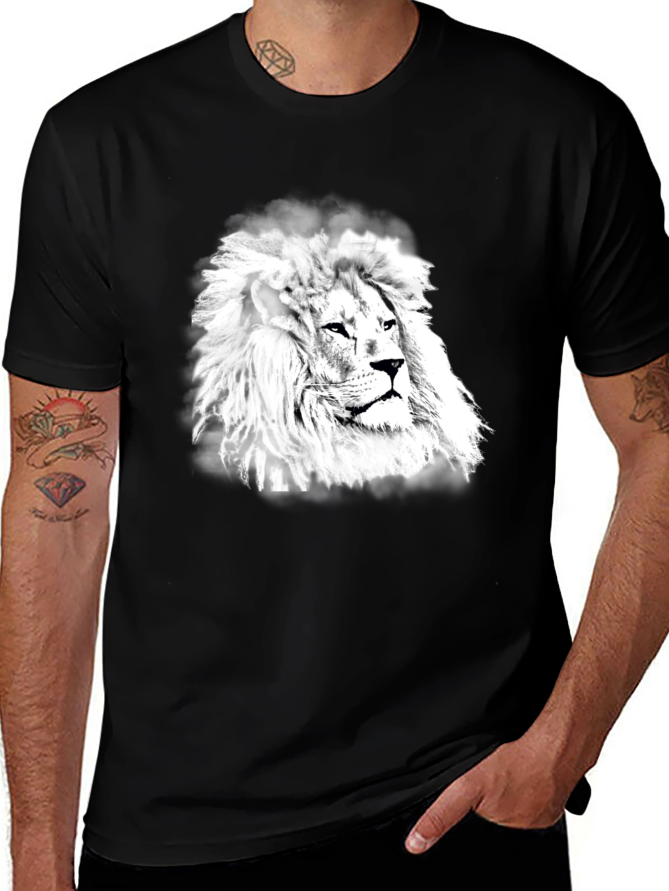 Variant 26 of Lion Graphic Print Black T-Shirt