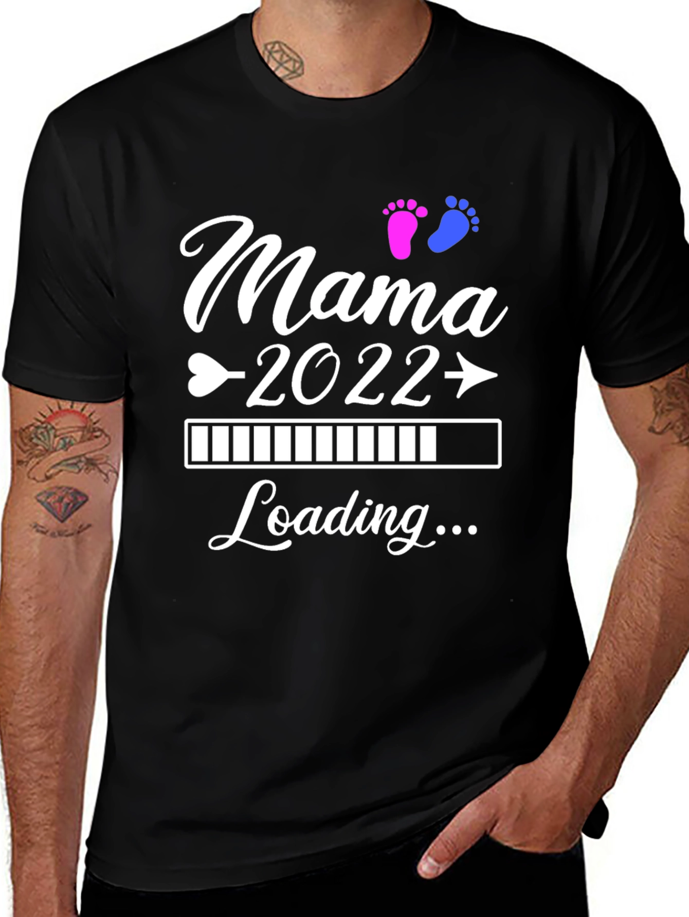 Variant 6 of Mama Loading 2022 Pregnancy T-Shirt