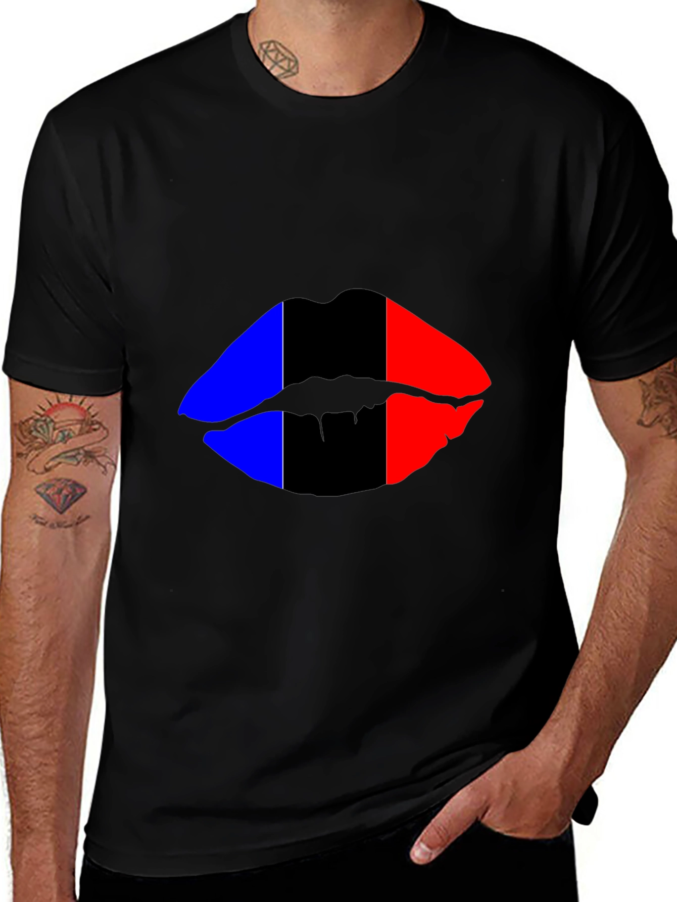 Variant 7 of Kiss of France Graphic Tee - Unisex Black T-Shirt