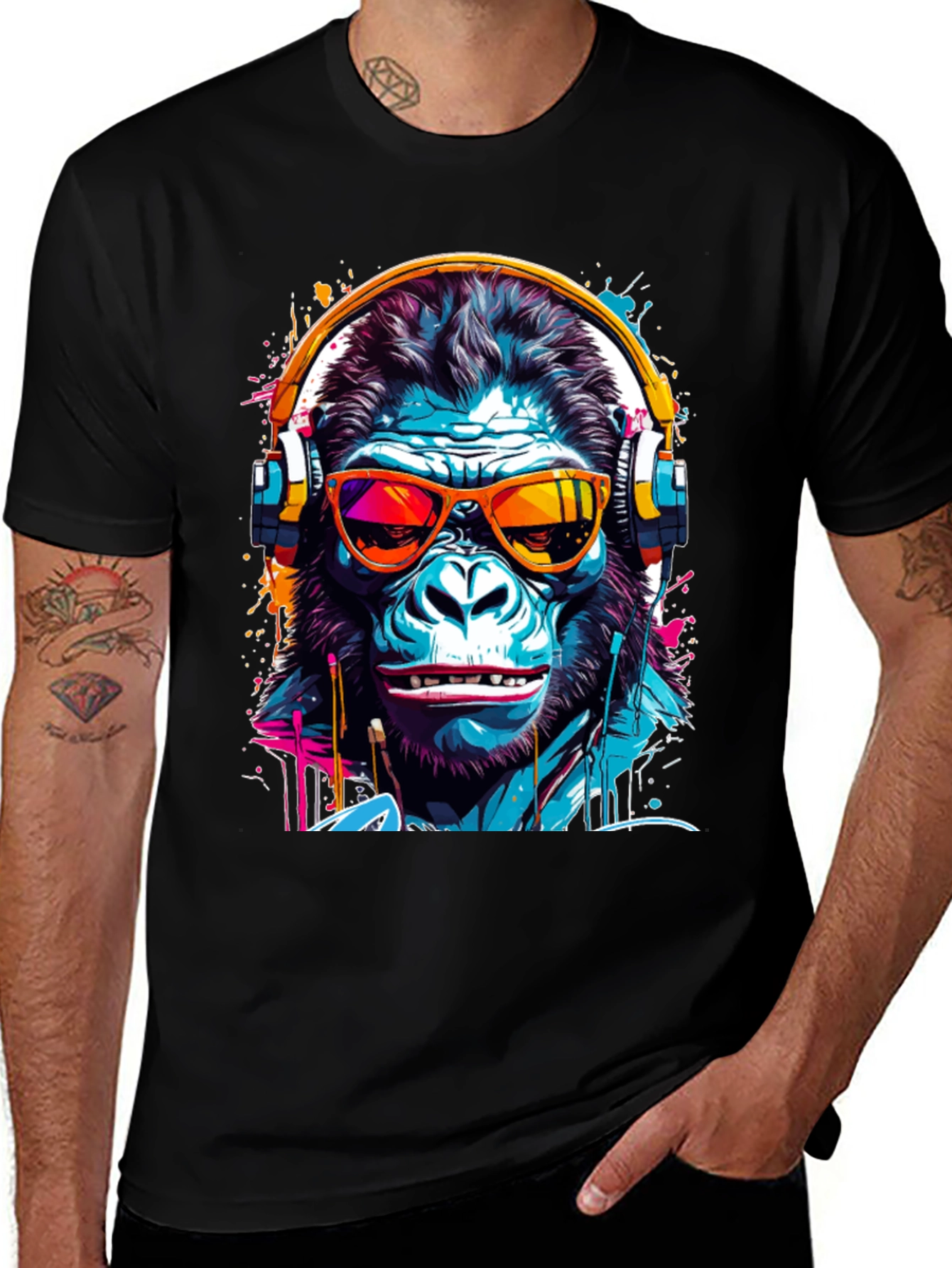 Variant 25 of Funky Gorilla Graphic Tee
