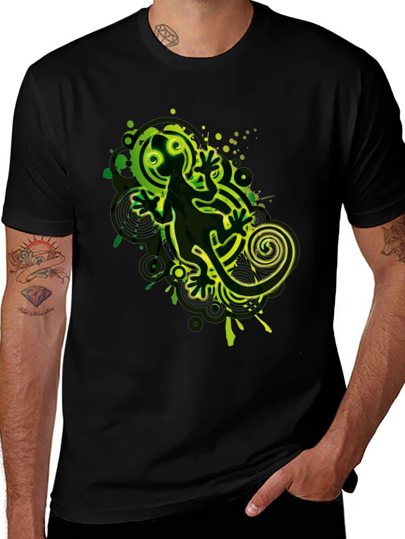 Variant 28 of Cool Gecko Graphic Print Black T-Shirt