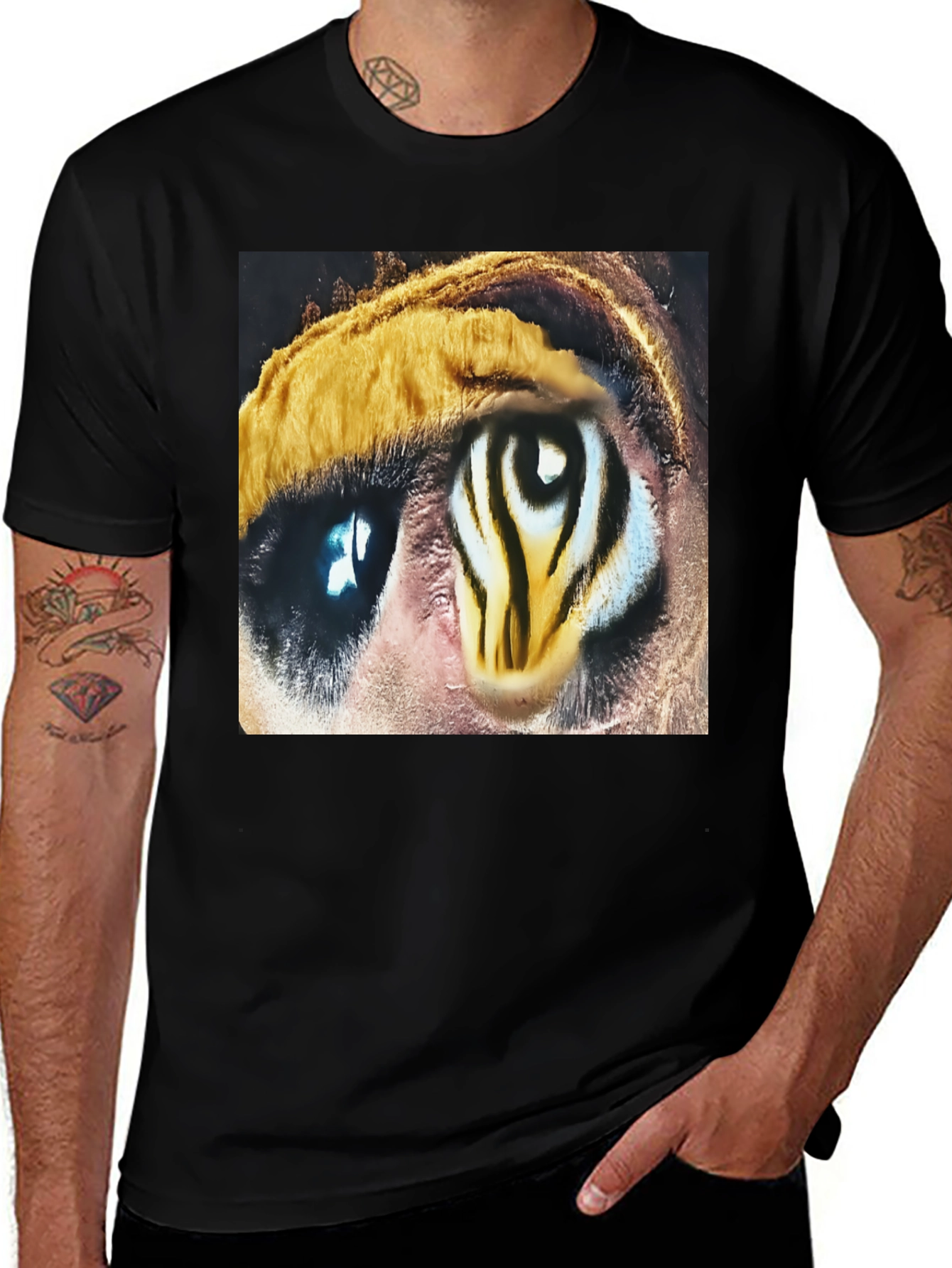 Variant 30 of Abstract Eye Black T-Shirt