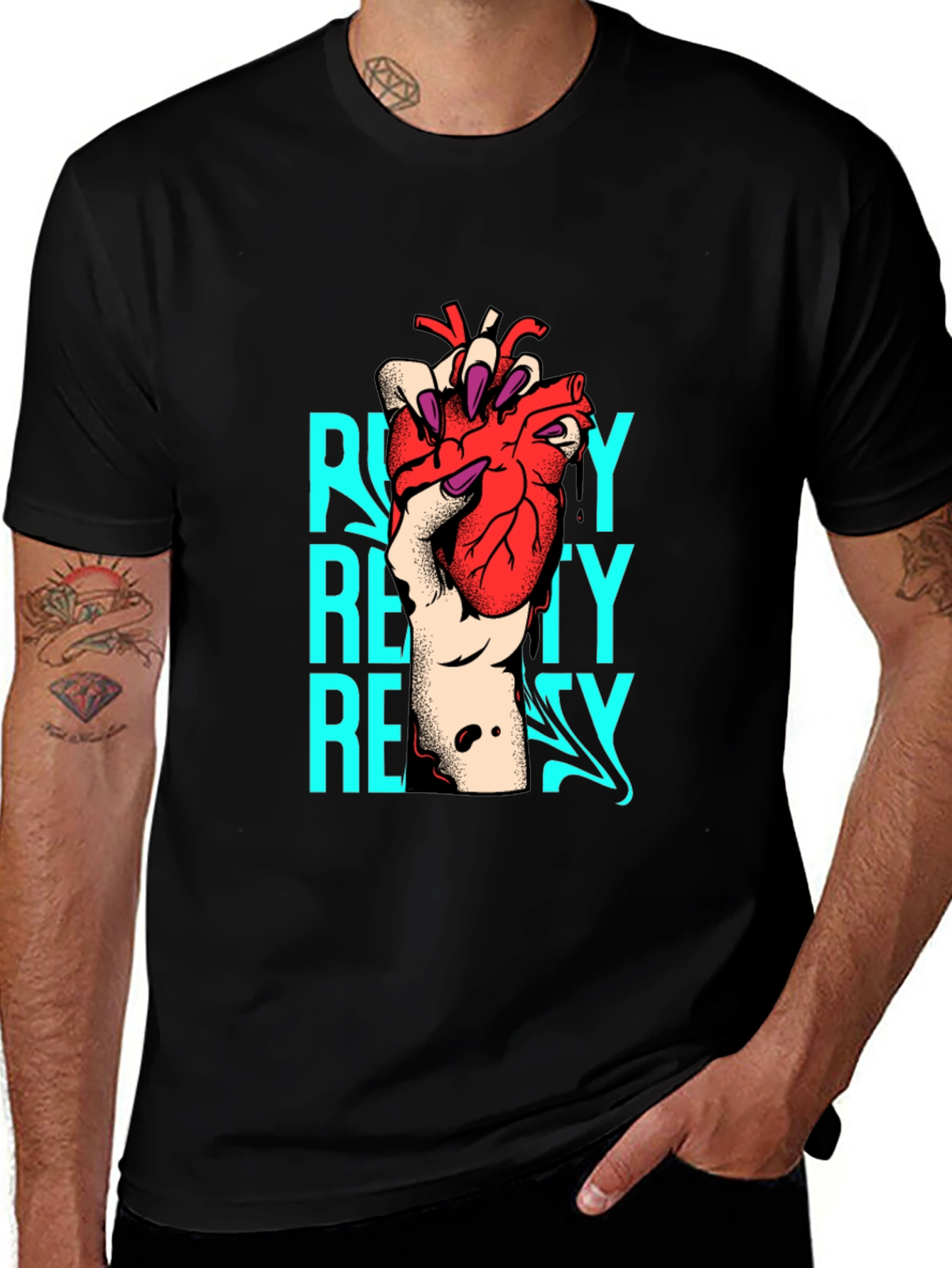Variant 19 of RUE21 Graphic Tee - Heart Design