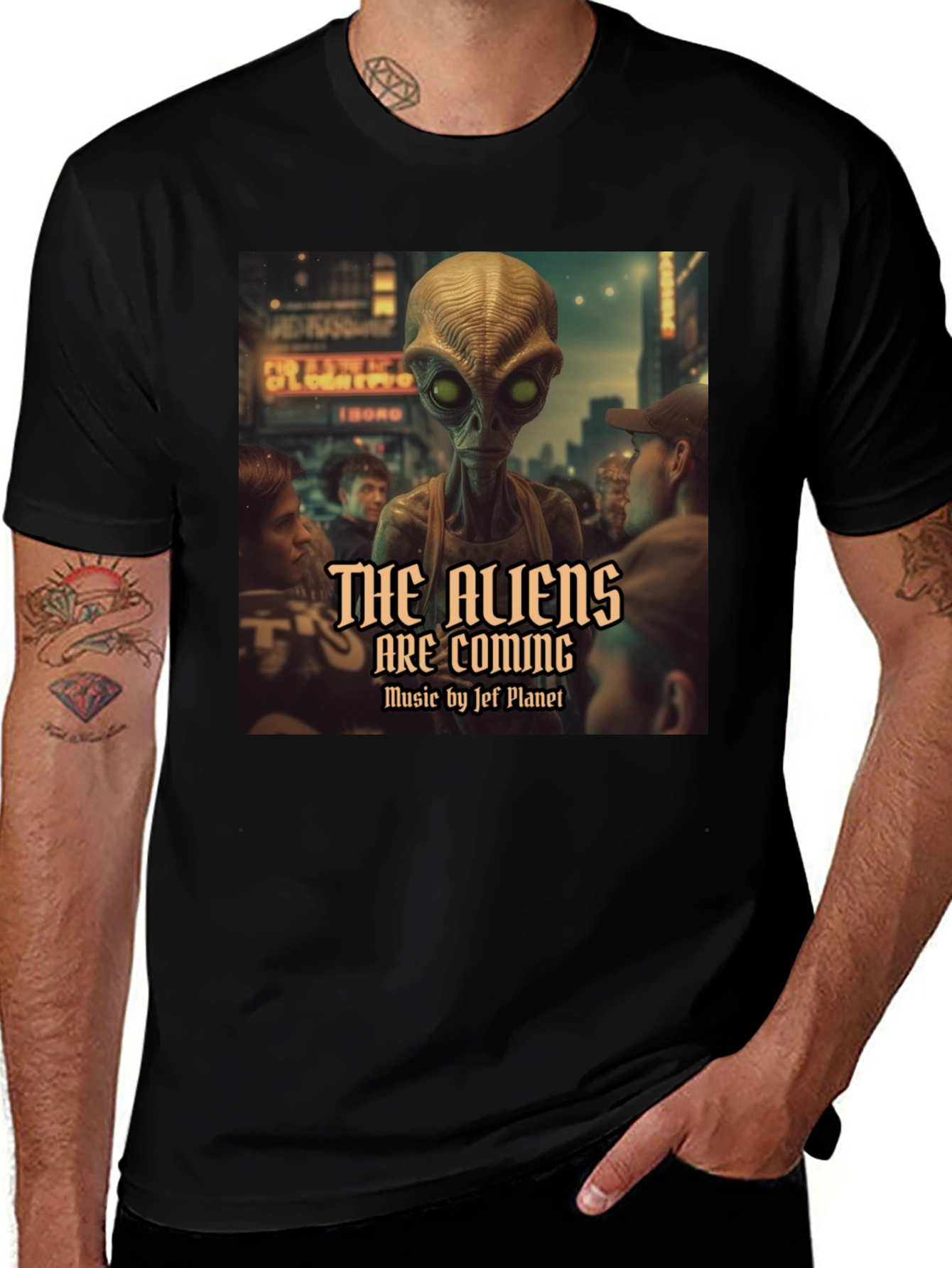 Black The Aliens Are Coming Graphic T-Shirt main image