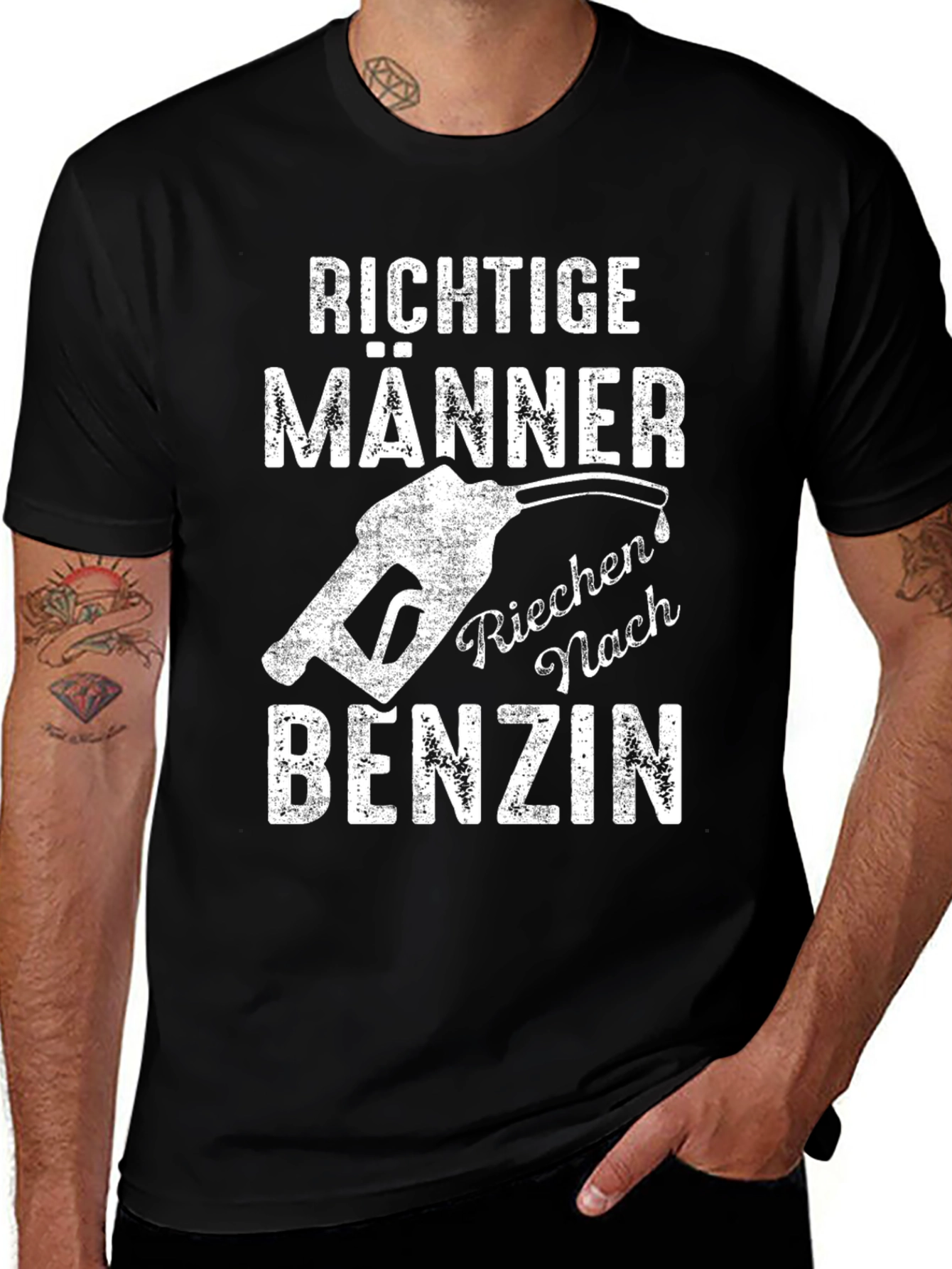 Variant 25 of Richtigie Manner Benzin Graphic T-Shirt