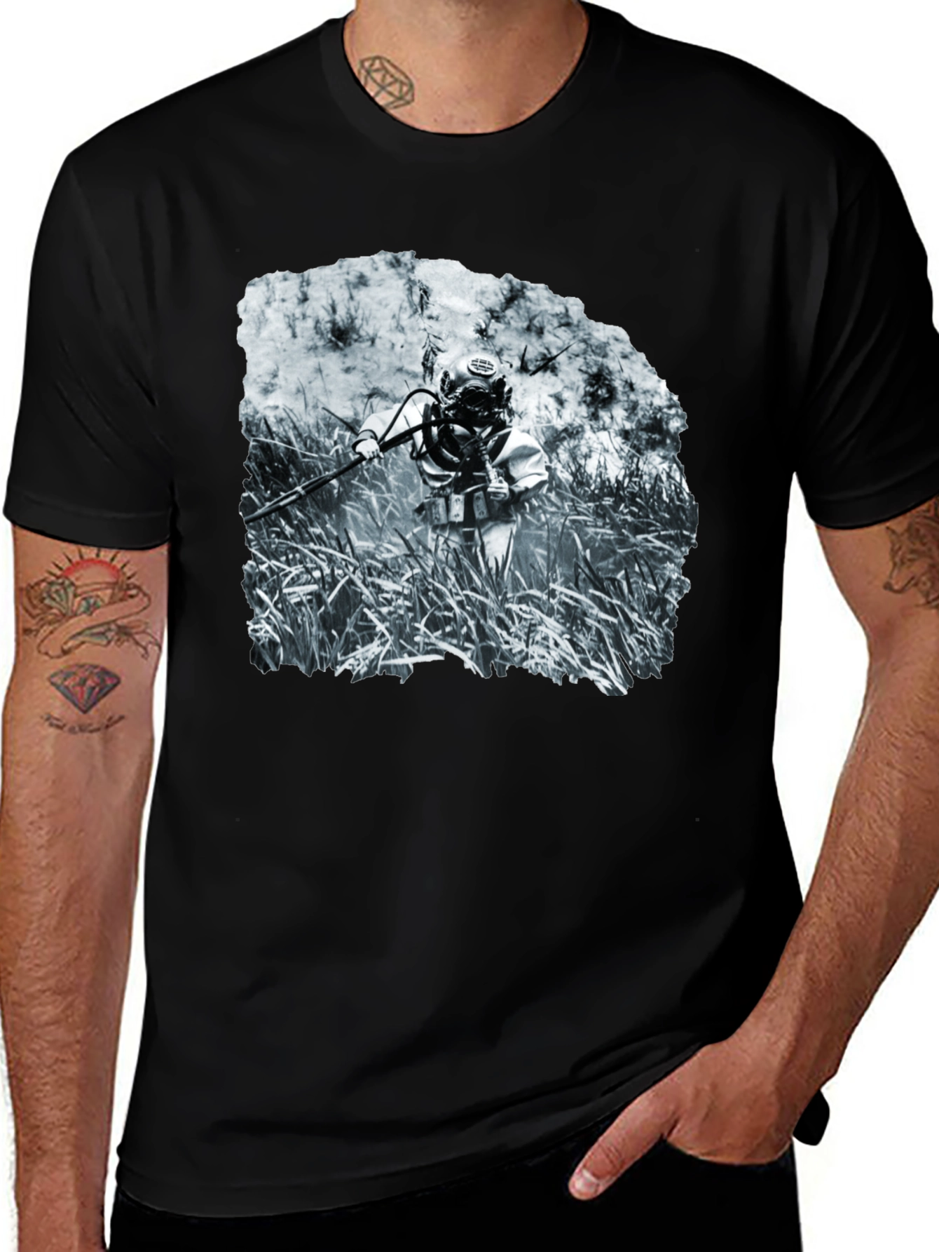 Variant 18 of Vintage Diver Graphic Tee - Black Crew Neck