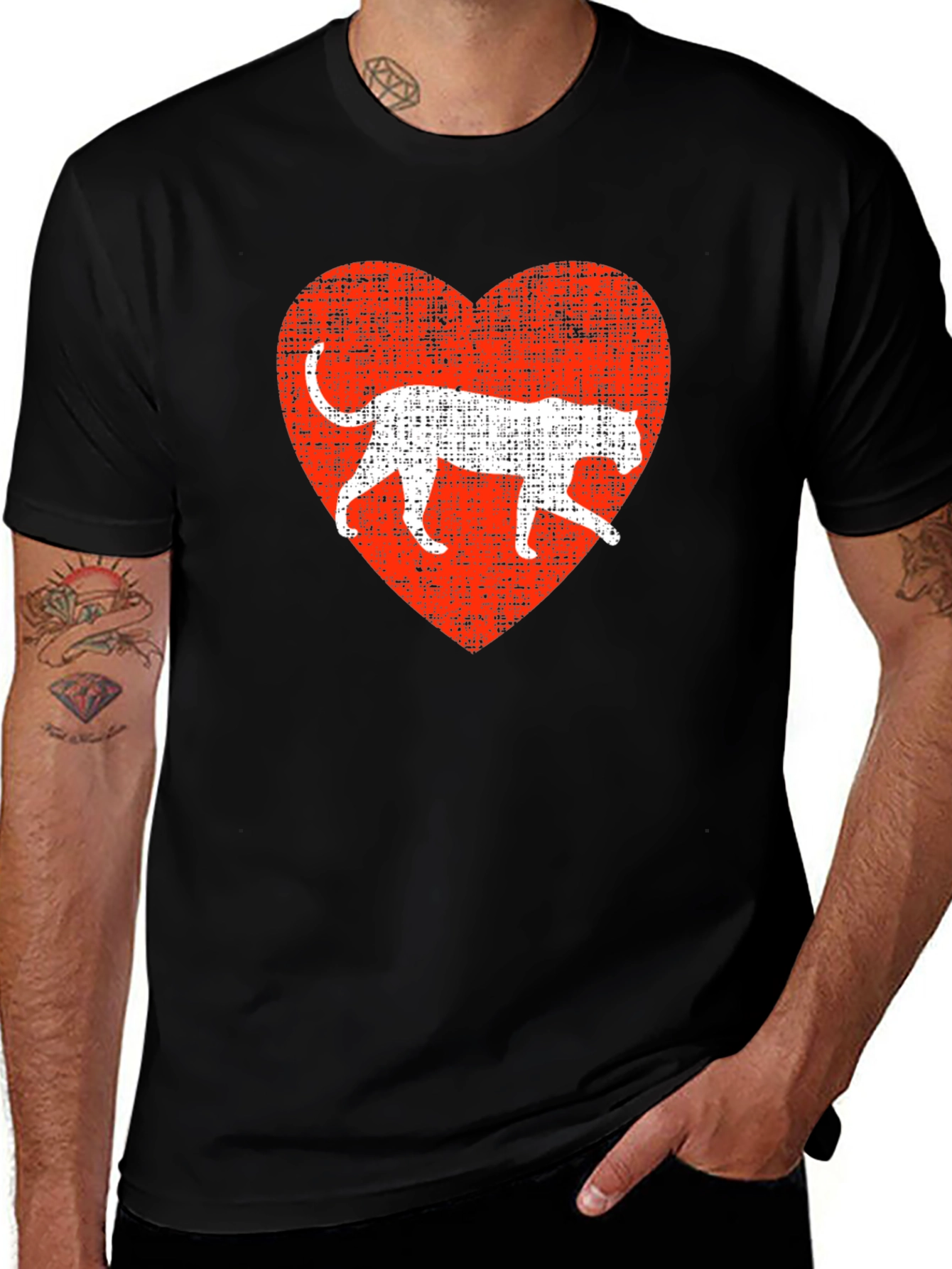 Variant 22 of Leopard Heart Graphic T-Shirt - Black