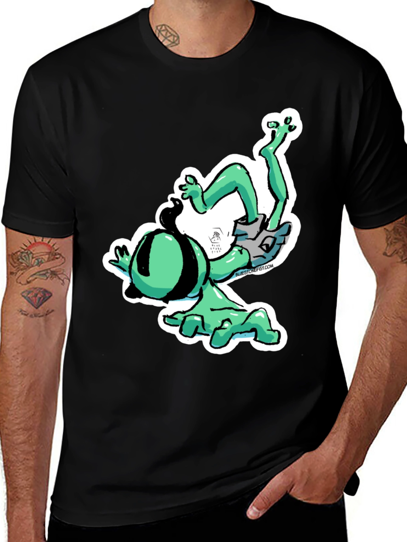 Variant 29 of Funky Cartoon Alien T-Shirt - Black Cotton Blend