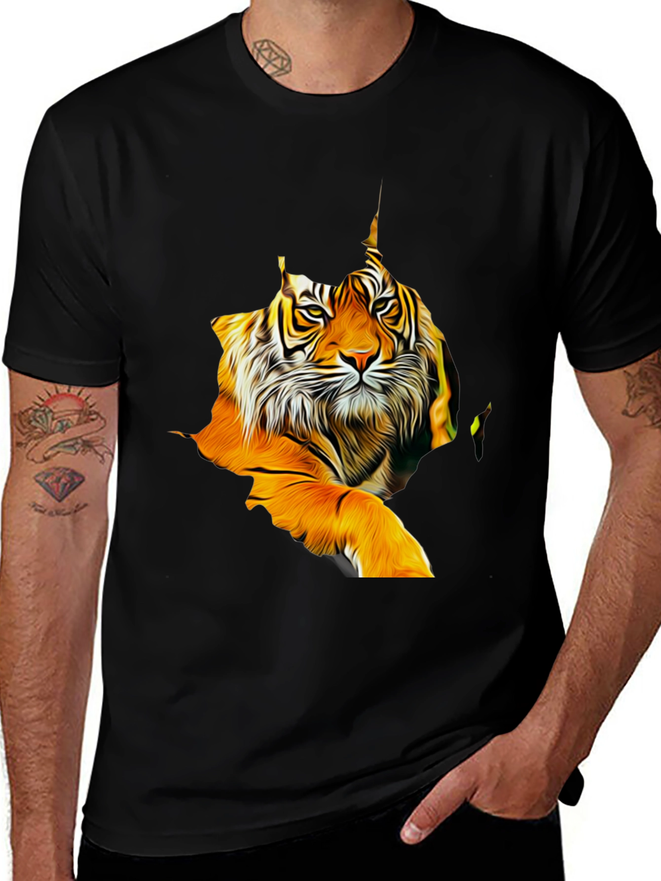 Variant 24 of Tiger Graphic Print Black T-Shirt