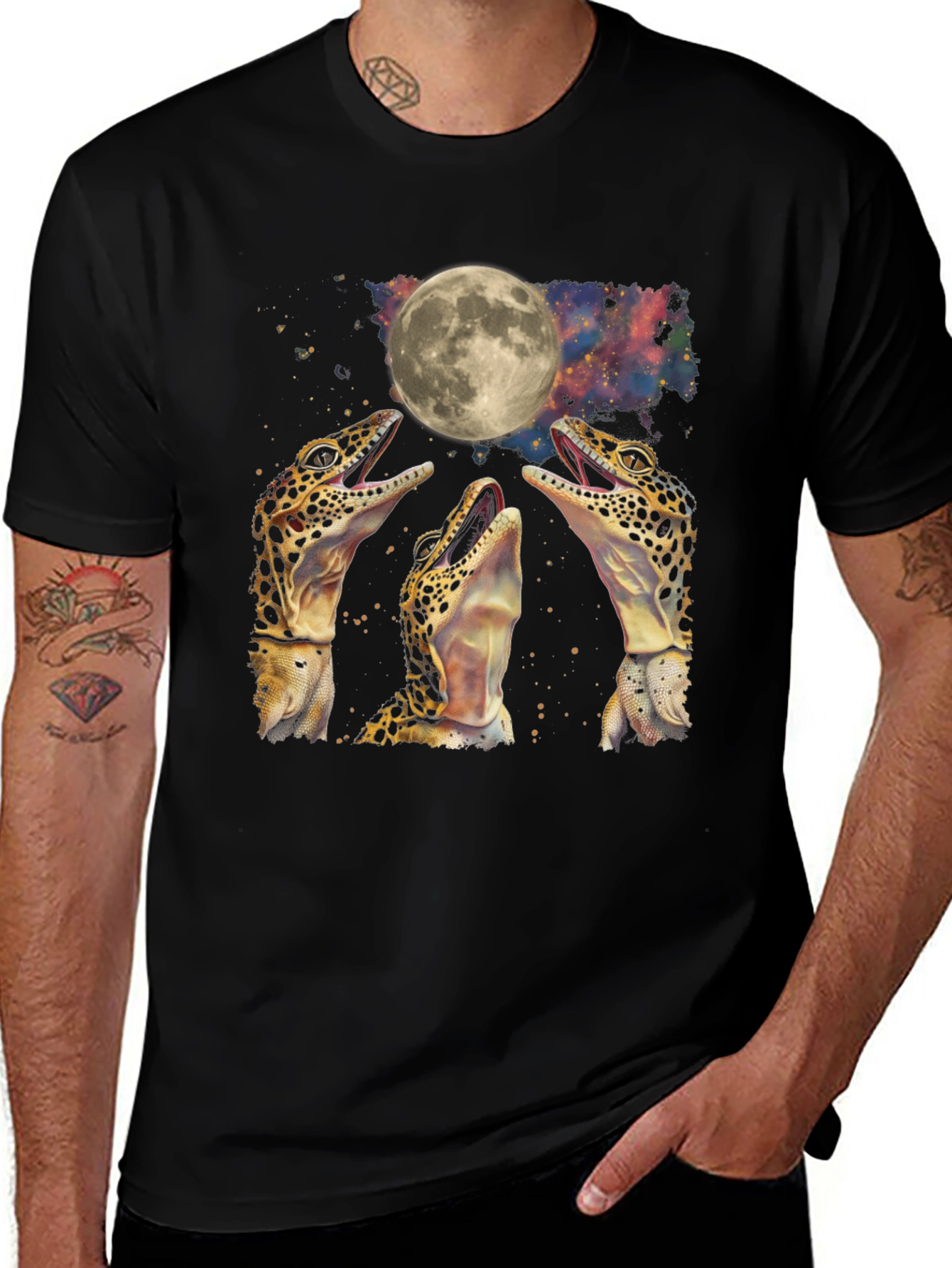 Variant 3 of Leopard Gecko Moon Howl T-Shirt