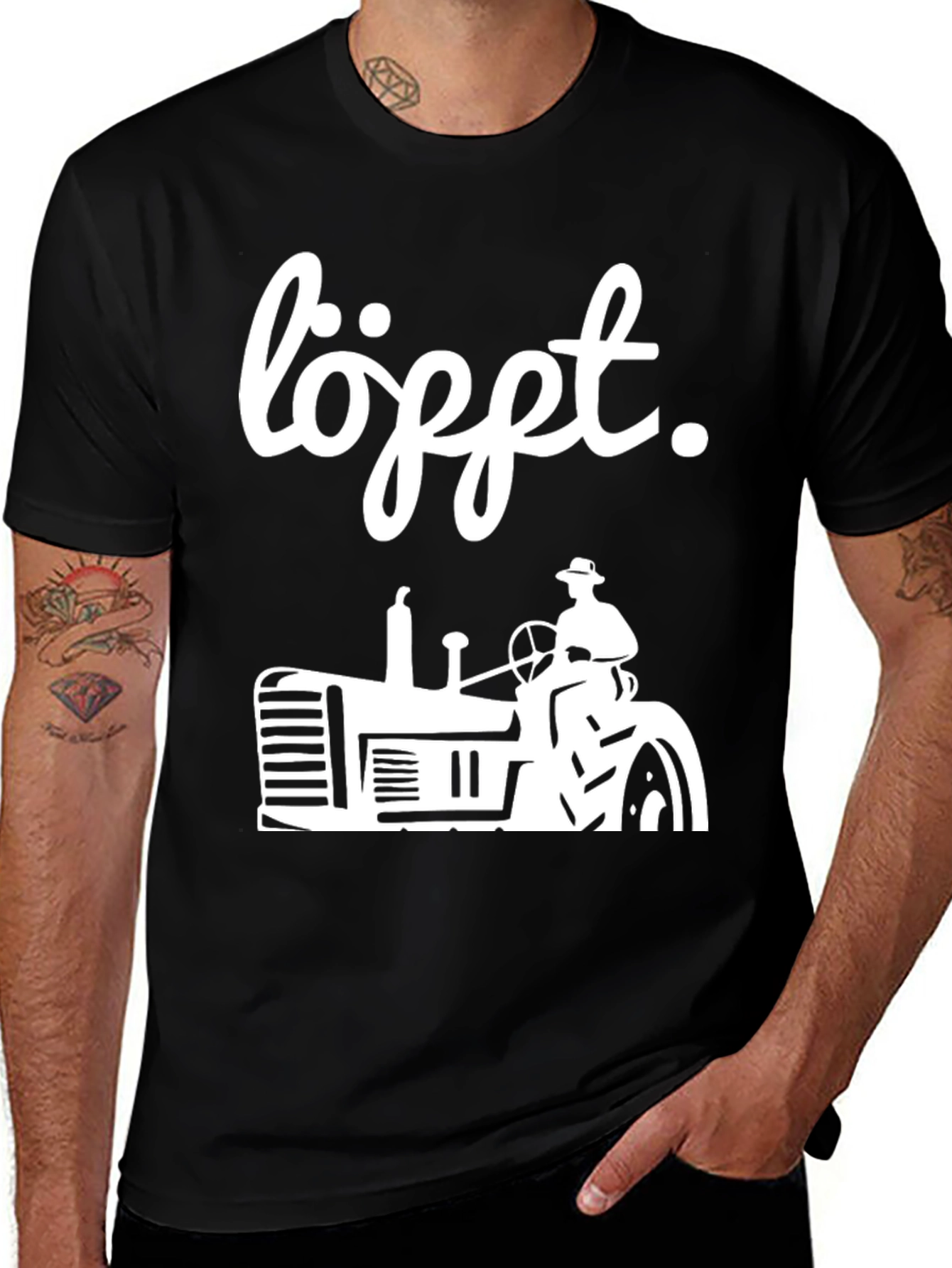 Variant 19 of Löppt Tractor Graphic Tee