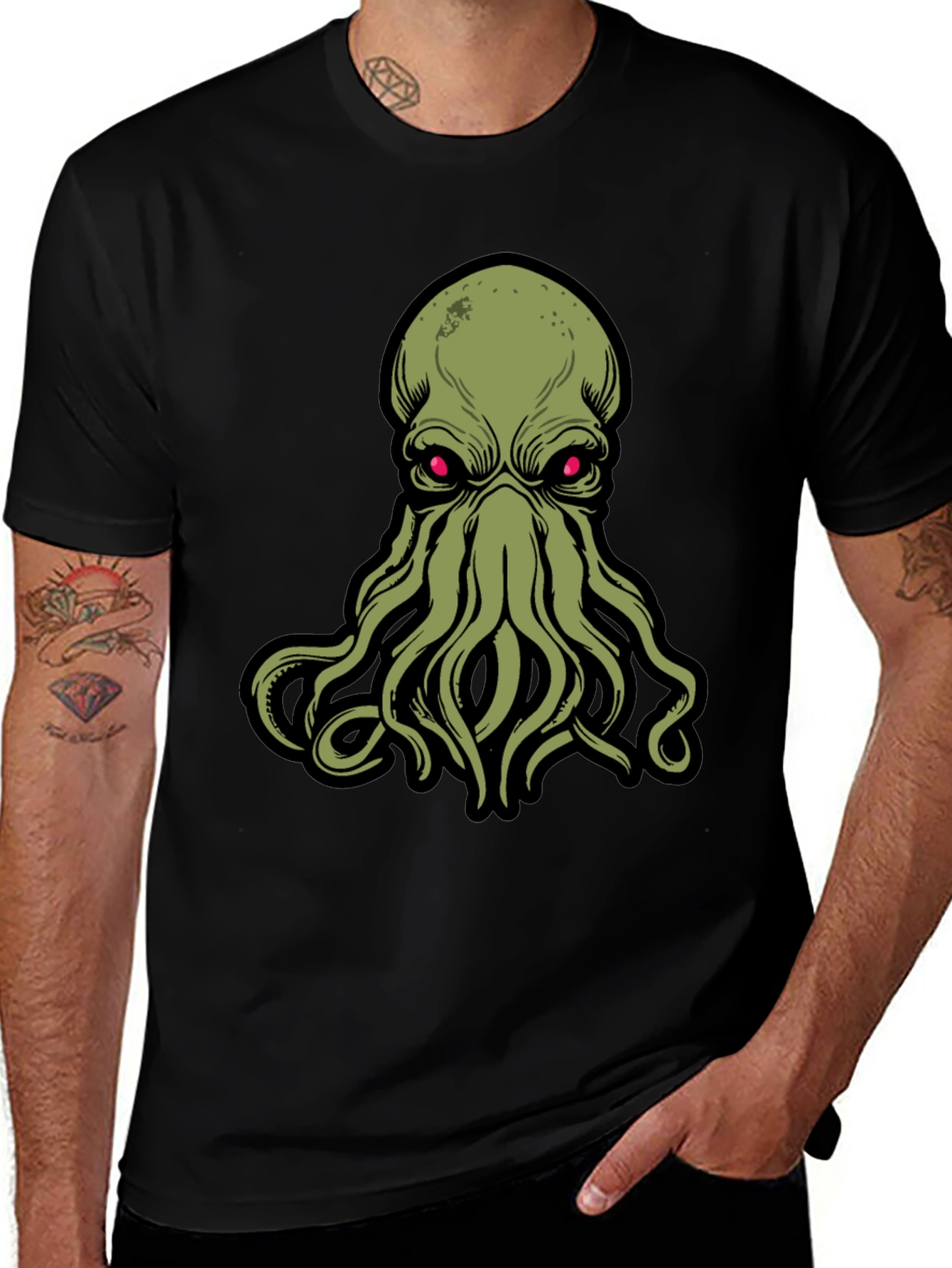 Cthulhu Graphic Tee - Kraken Horror Design