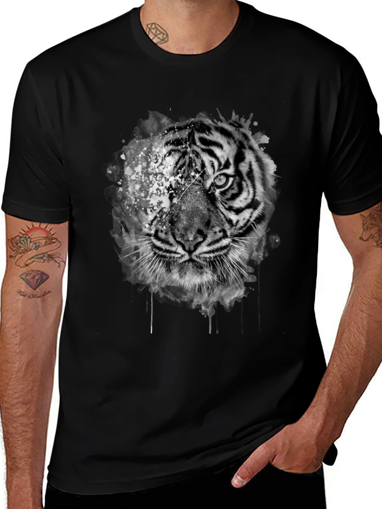 Variant 30 of Tiger Graphic Print Black T-Shirt