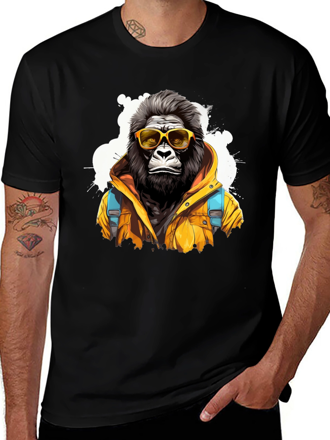 Variant 28 of Gorilla Traveler Black T-Shirt