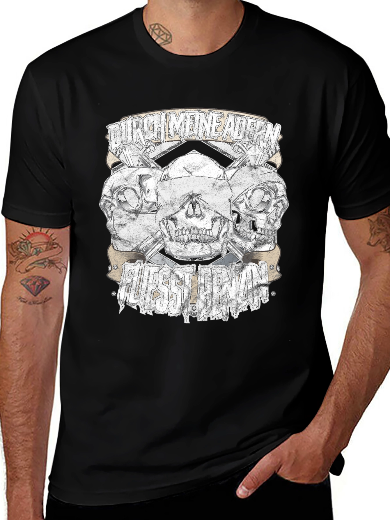 Variant 21 of Skull Graphic Black T-Shirt