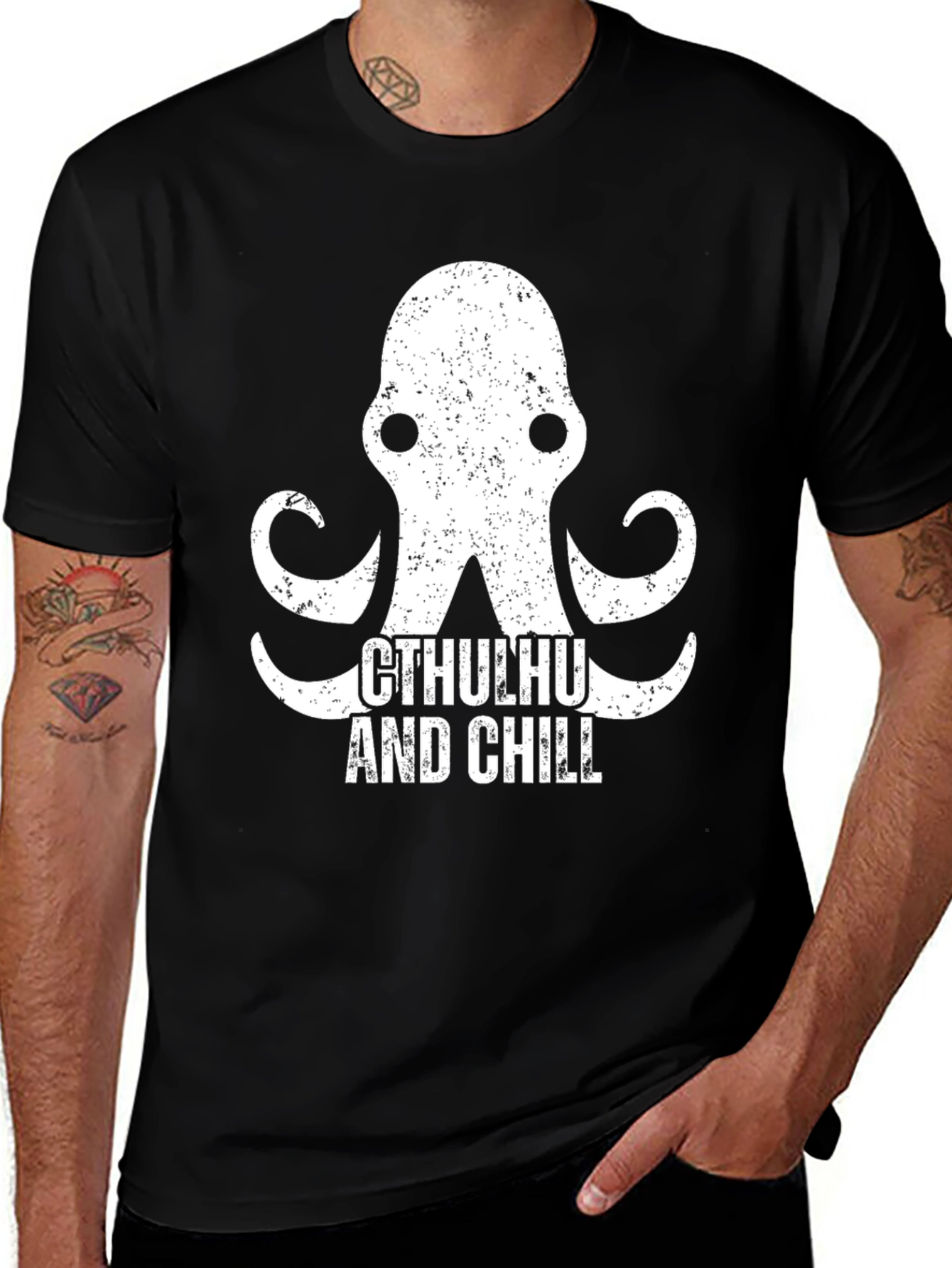 Cthulhu and Chill Graphic T-Shirt