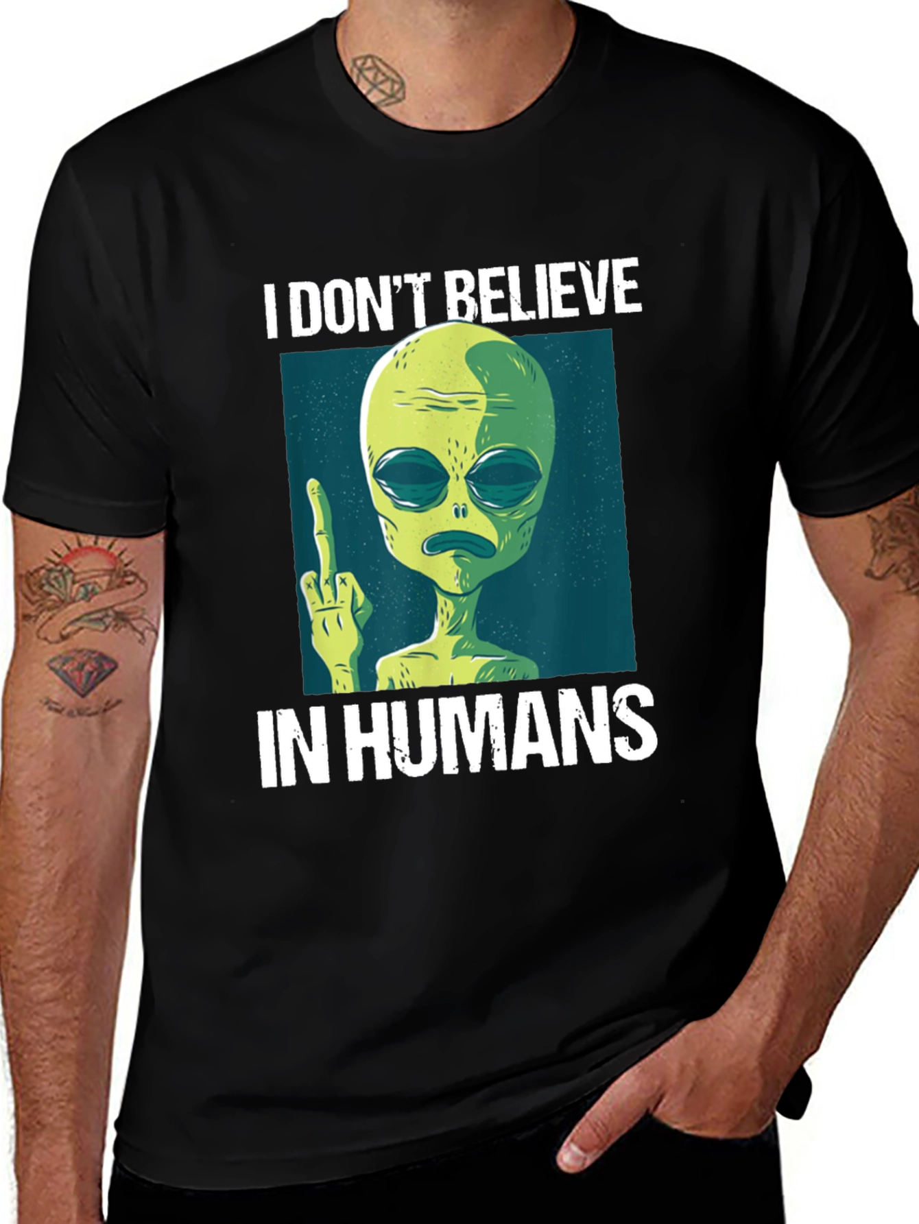Variant 3 of I Don't Believe In Humans Alien Graphic T-Shirt