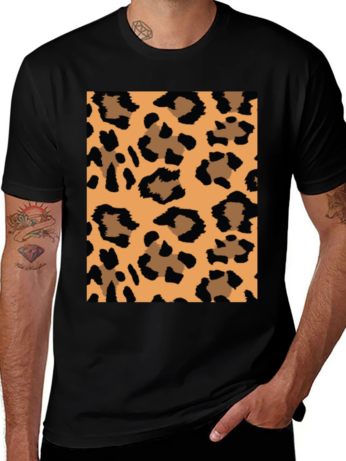 Variant 8 of Leopard Print Graphic Tee