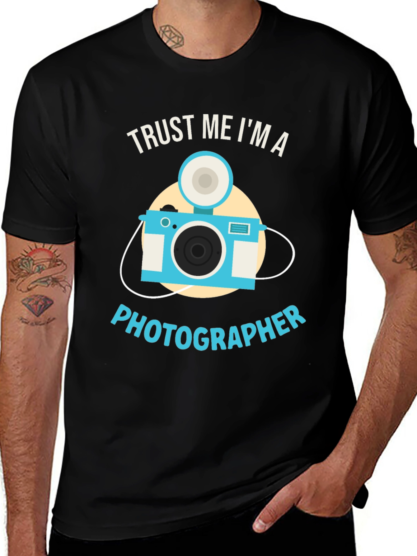 Variant 19 of Trust Me I'm a Photographer T-Shirt