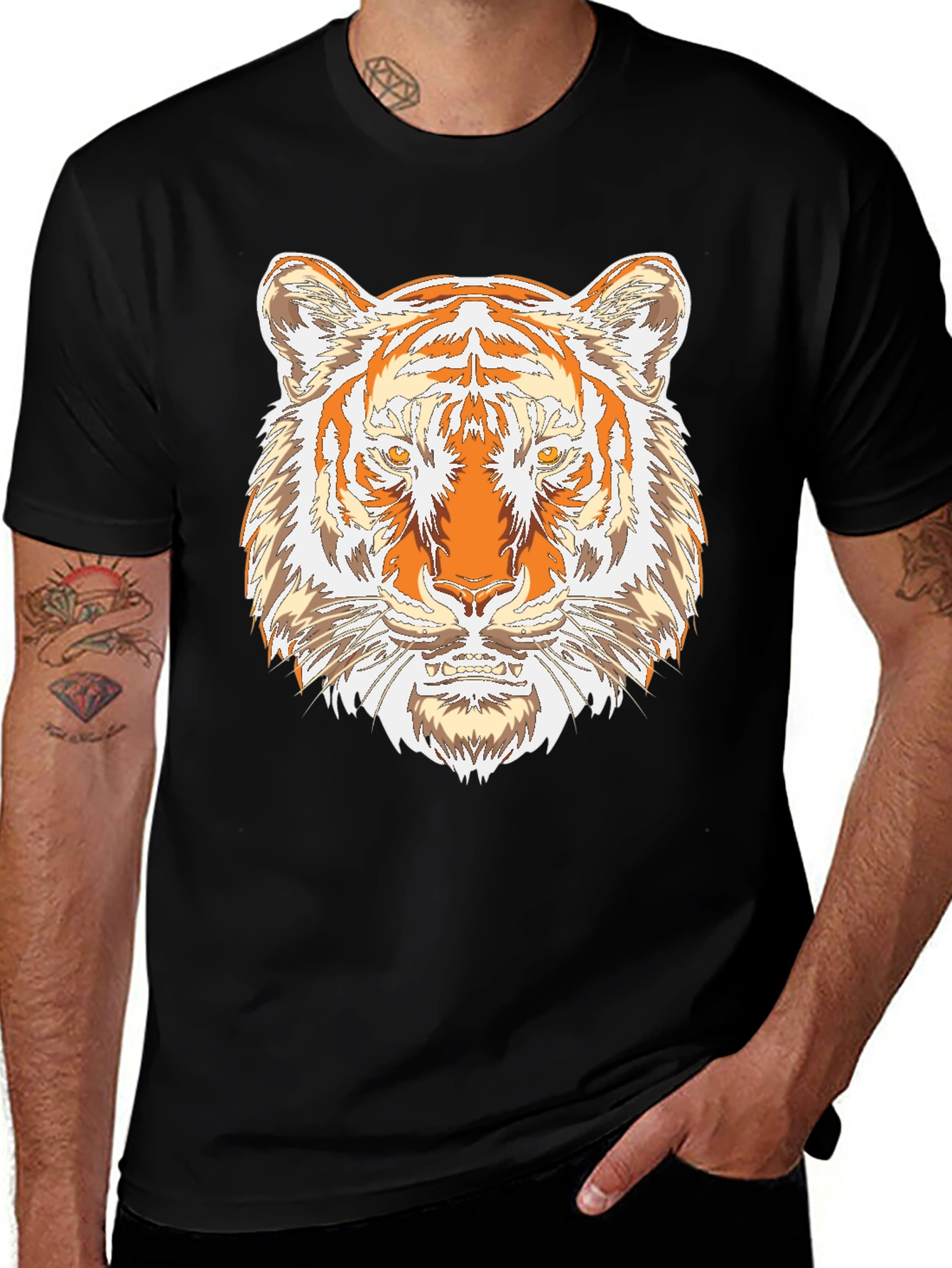 Variant 28 of Tiger Graphic Print Black T-Shirt