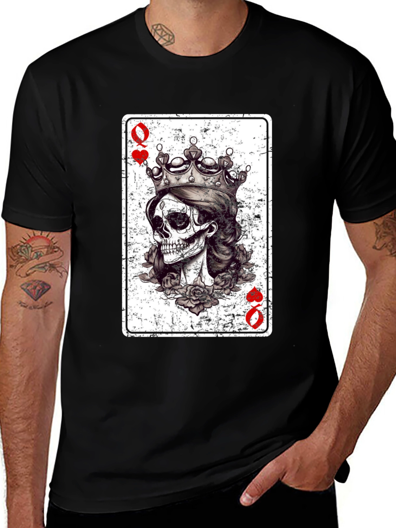 Variant 25 of Queen of Hearts Skull Graphic Tee - Black