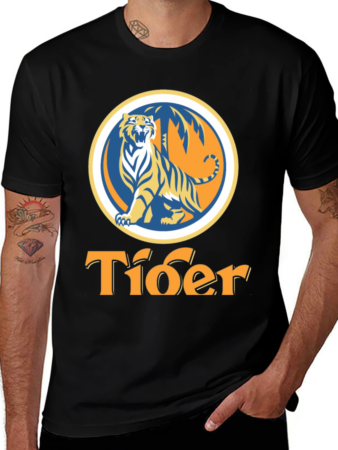 Variant 2 of Tiger Graphic Black T-Shirt