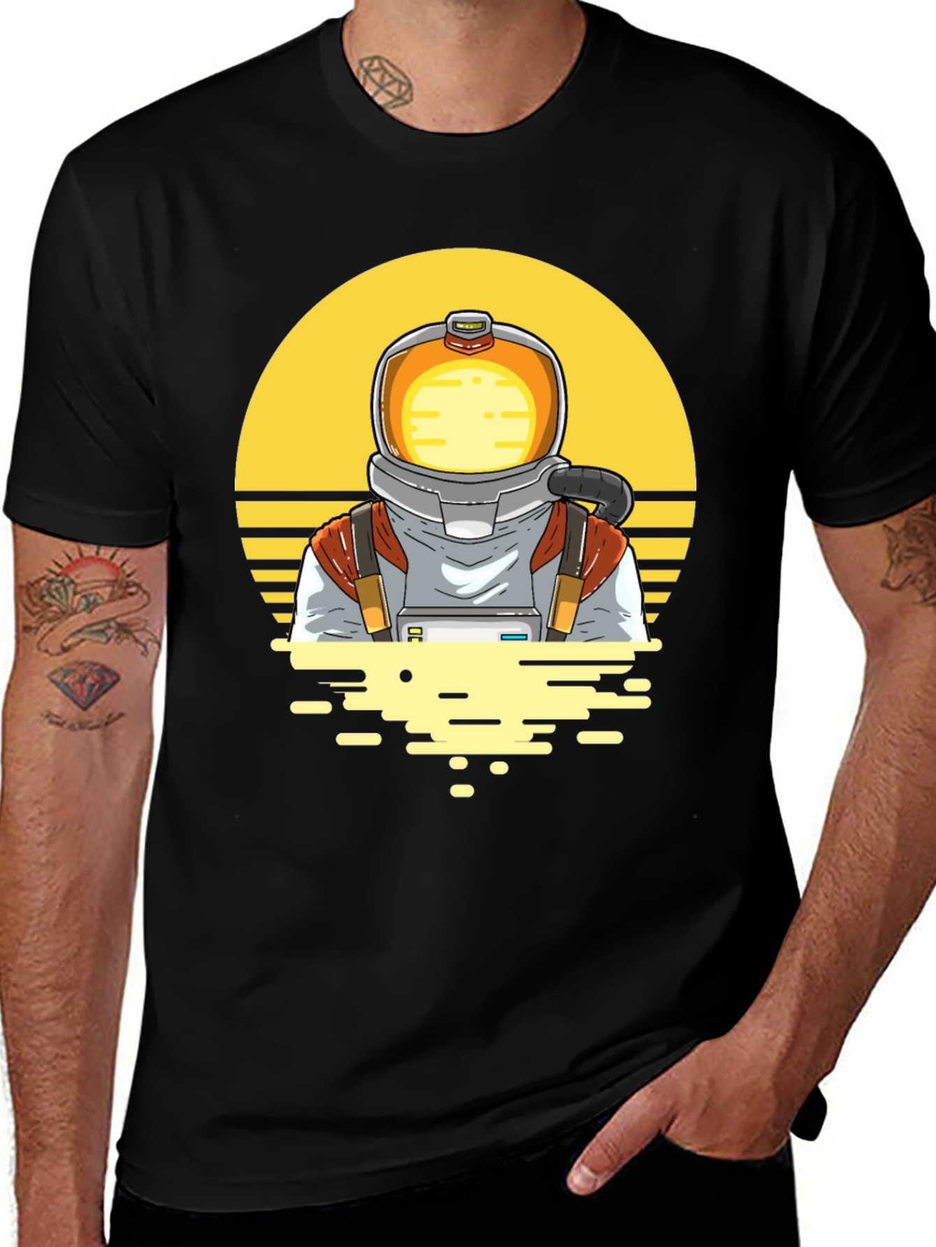 Variant 15 of Retro Astronaut Graphic Black T-Shirt