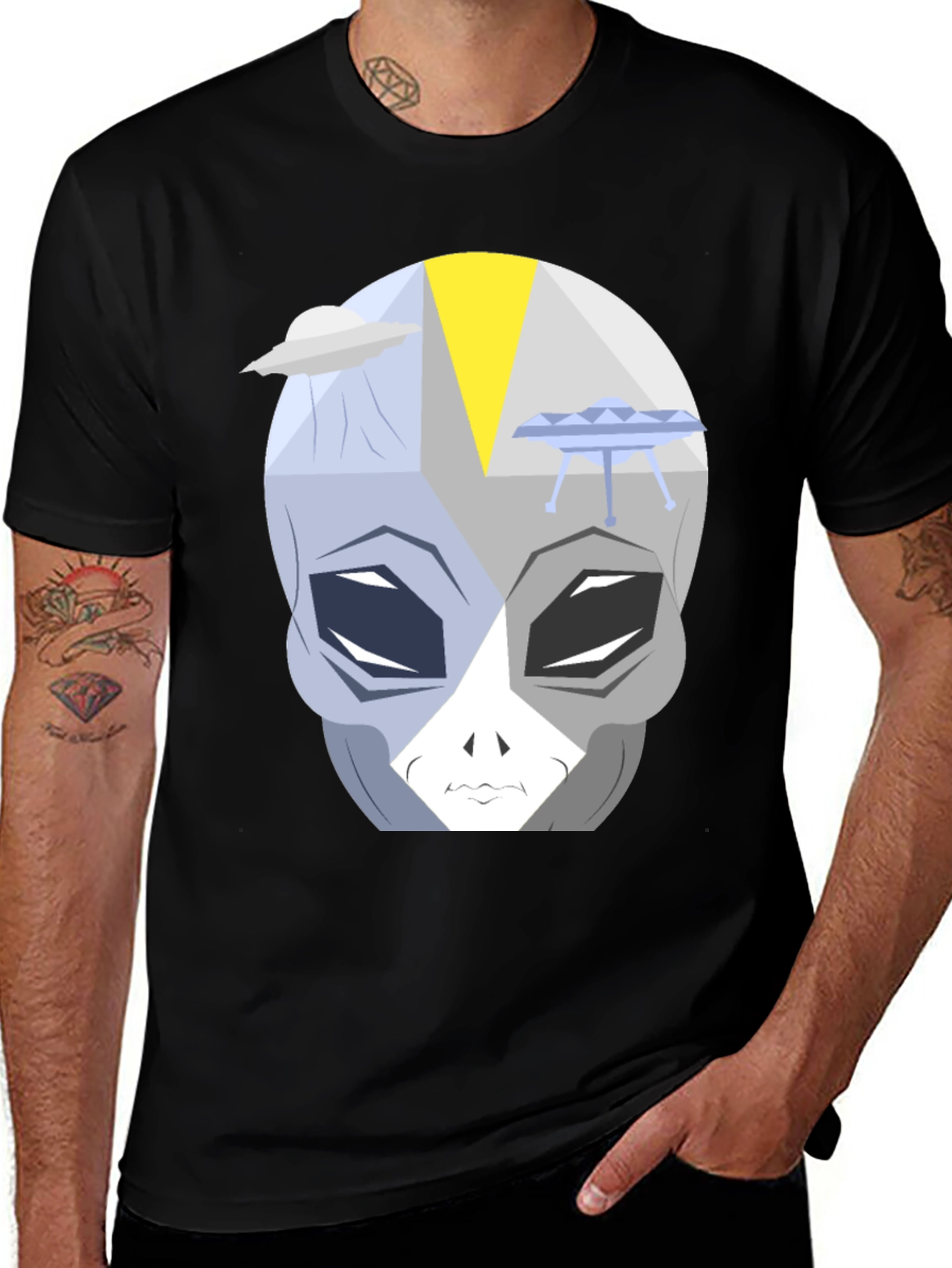 Variant 25 of Alien Head Graphic T-Shirt - Black Short Sleeve Tee