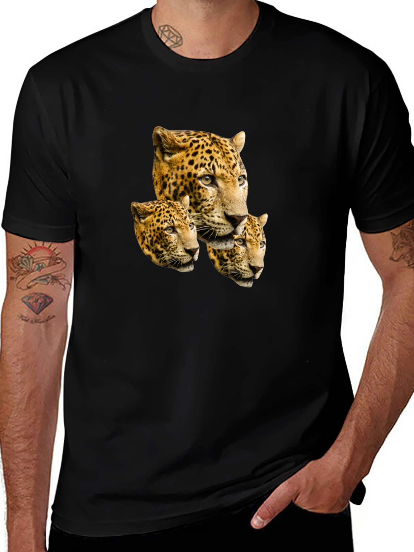 Variant 29 of Leopard Head Print Black T-Shirt