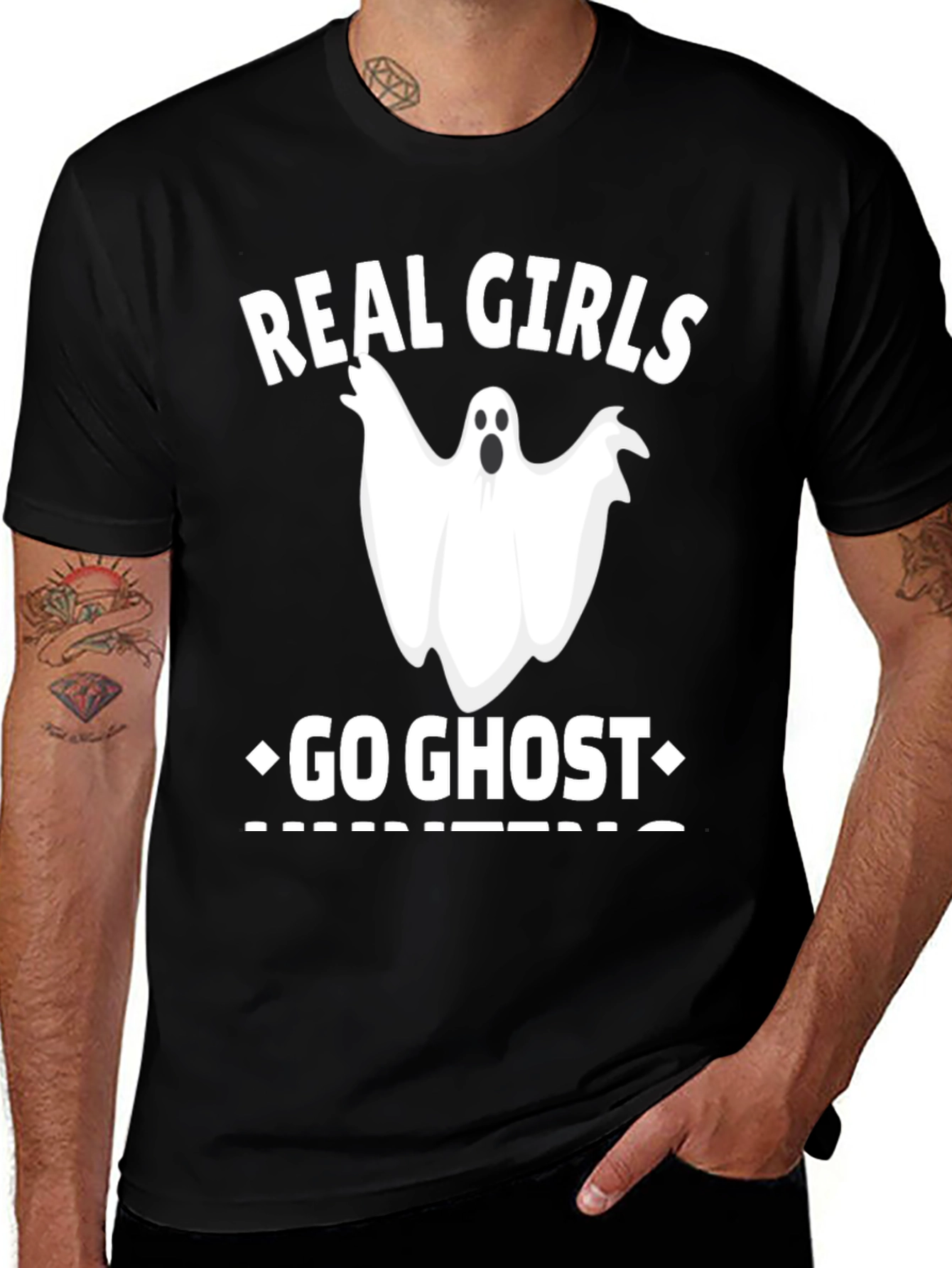Real Girls Go Ghost Hunting T-Shirt - Halloween