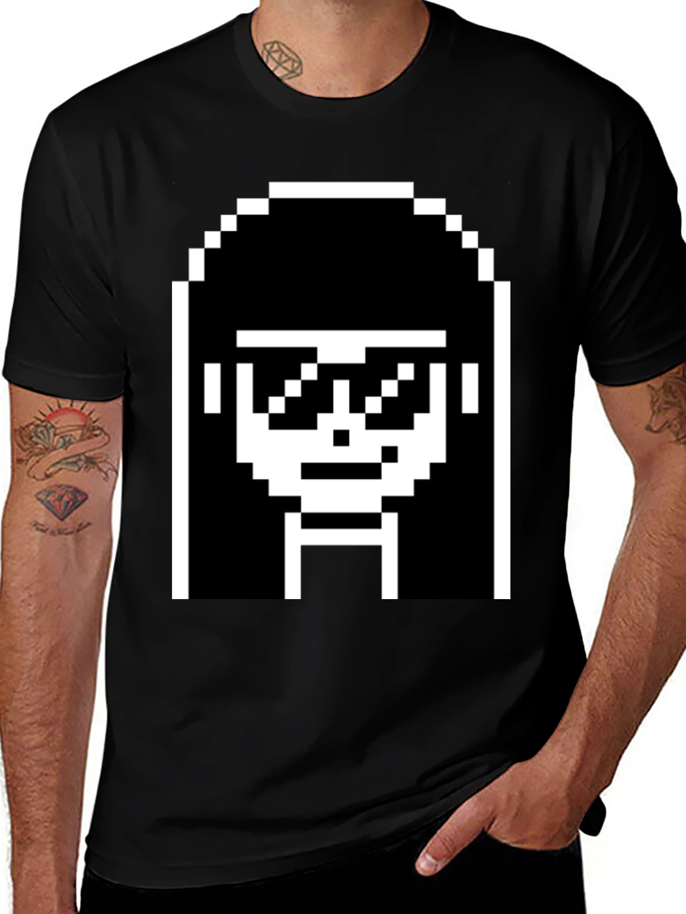 Variant 11 of Retro 8-Bit Pixel Art T-Shirt - Cool Geek Chic