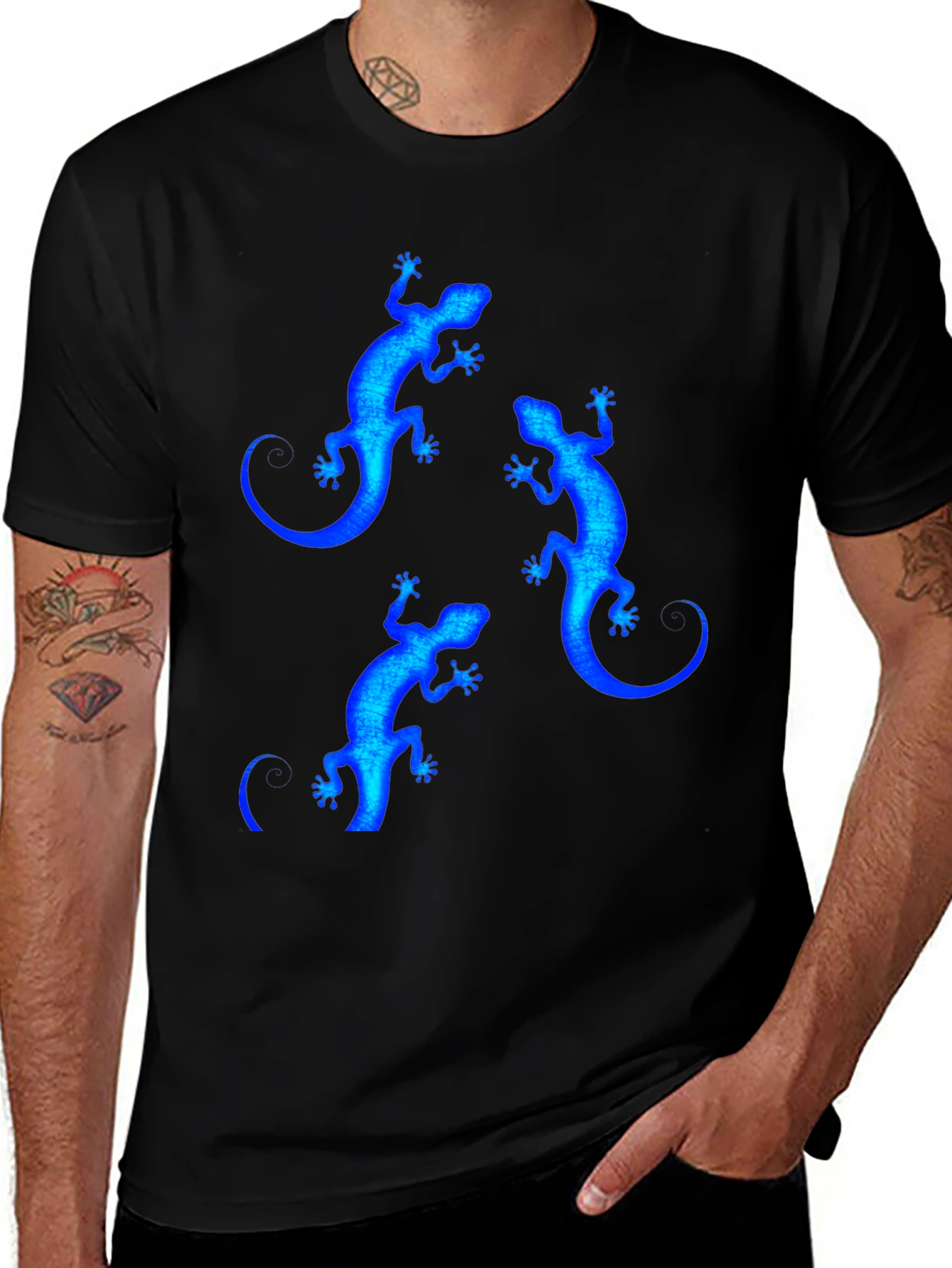 Variant 4 of Blue Lizard Print Black T-Shirt