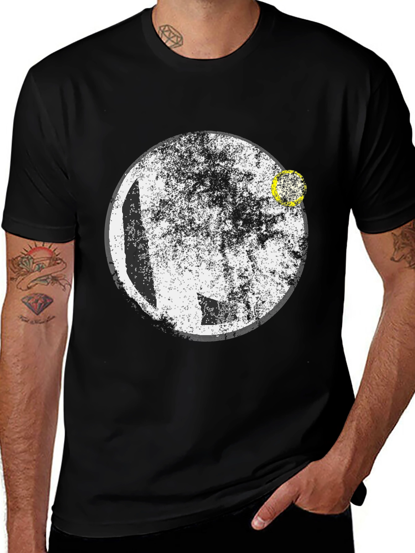 Variant 11 of Distressed Circle Graphic Black T-Shirt