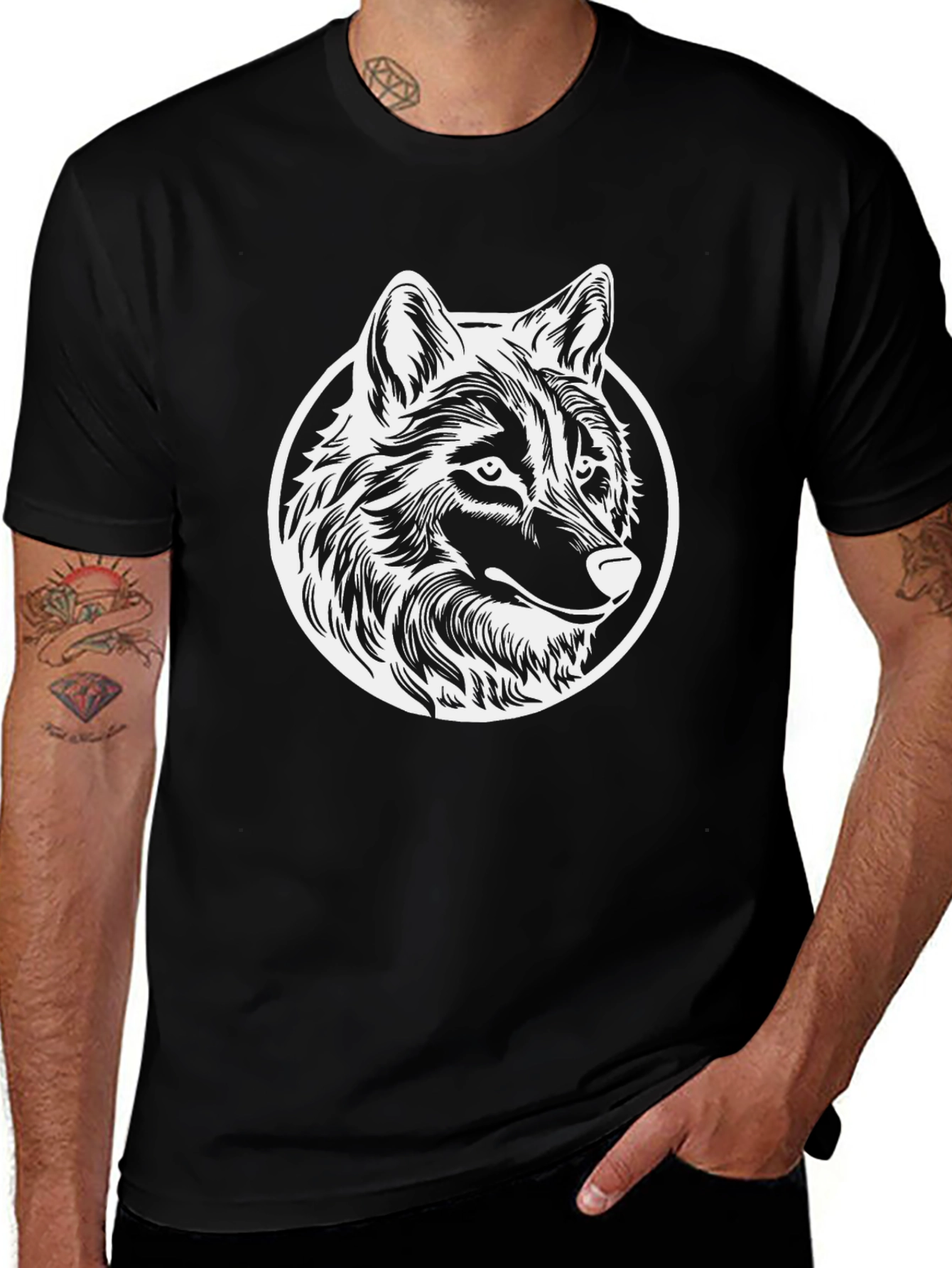 Variant 28 of Wolf Graphic Black T-Shirt - Classic Animal Tee