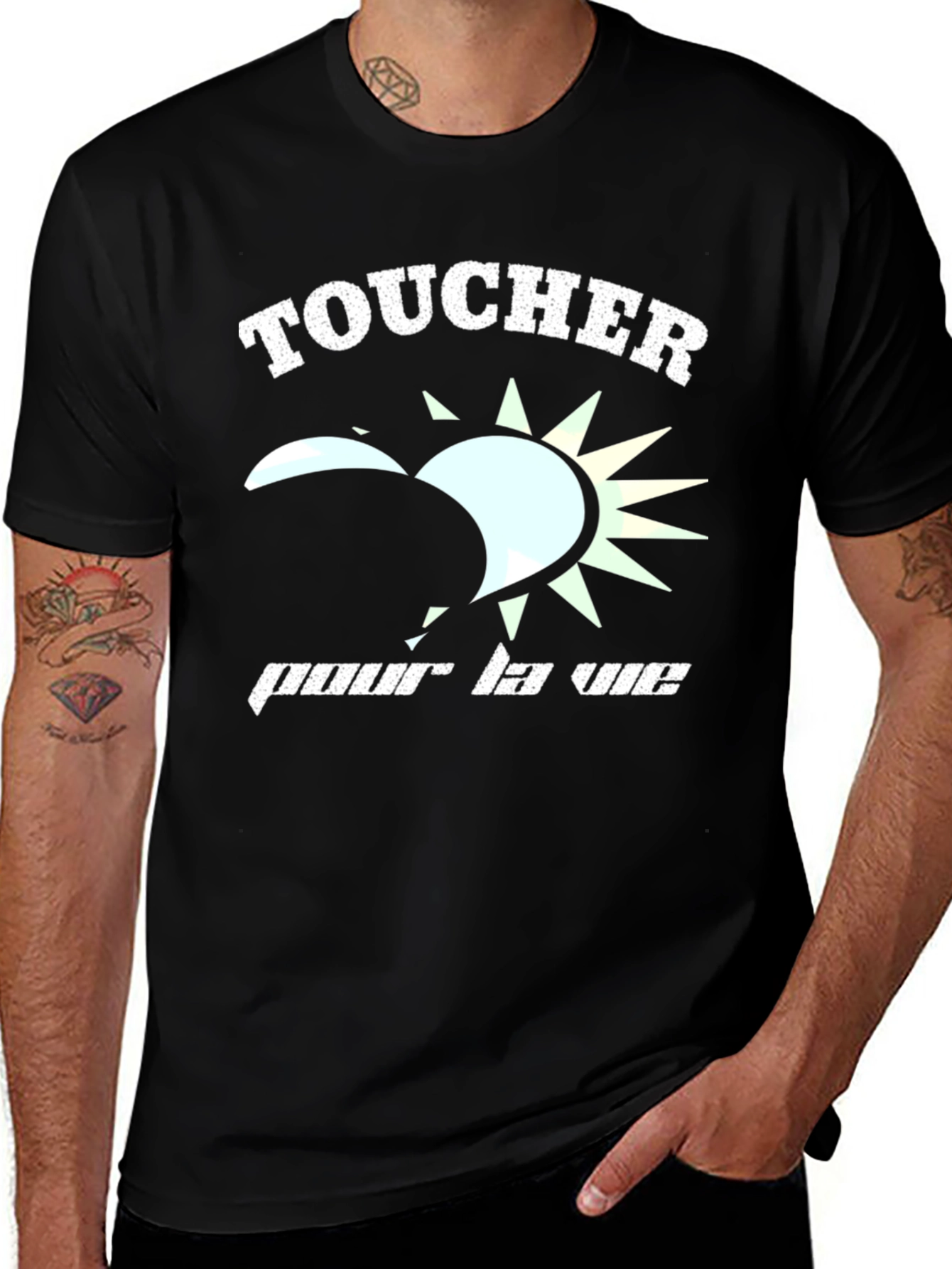 Variant 17 of Touche pour la vie Black Graphic Tee
