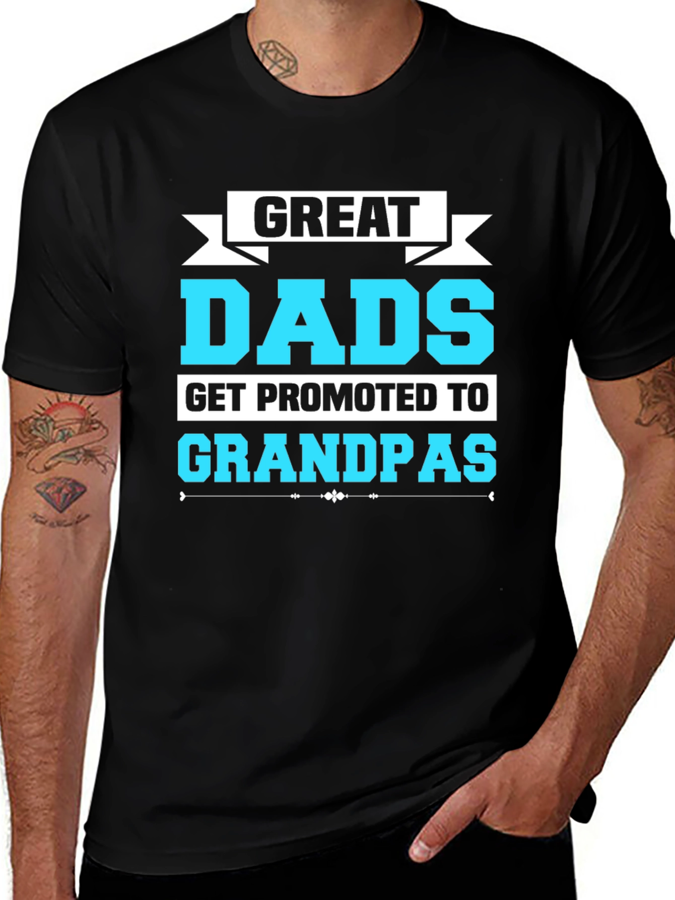 Great Dads Get Promoted to Grandpas Black T-Shirt