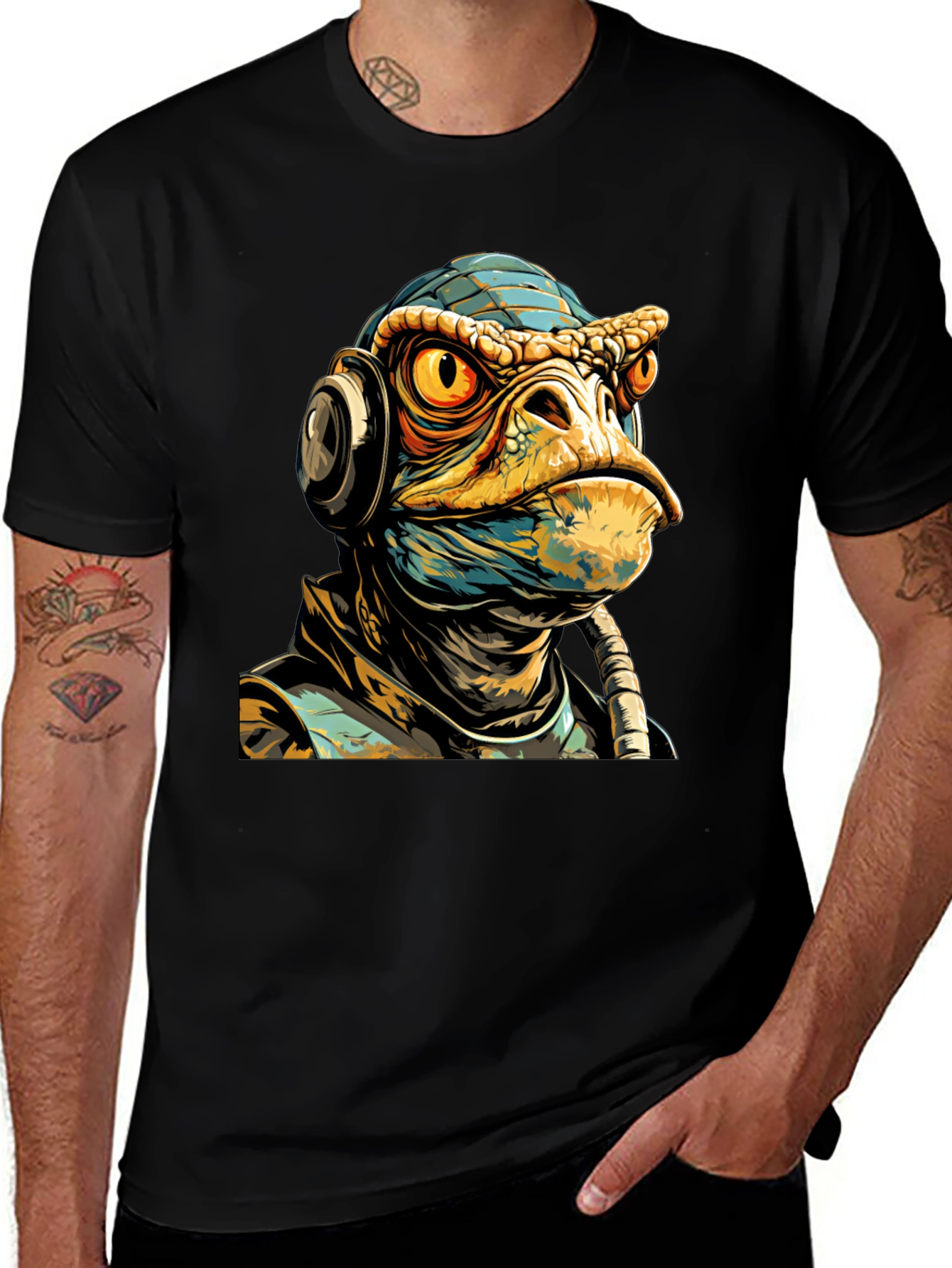 Variant 24 of Sci-Fi Lizard Man Graphic Tee
