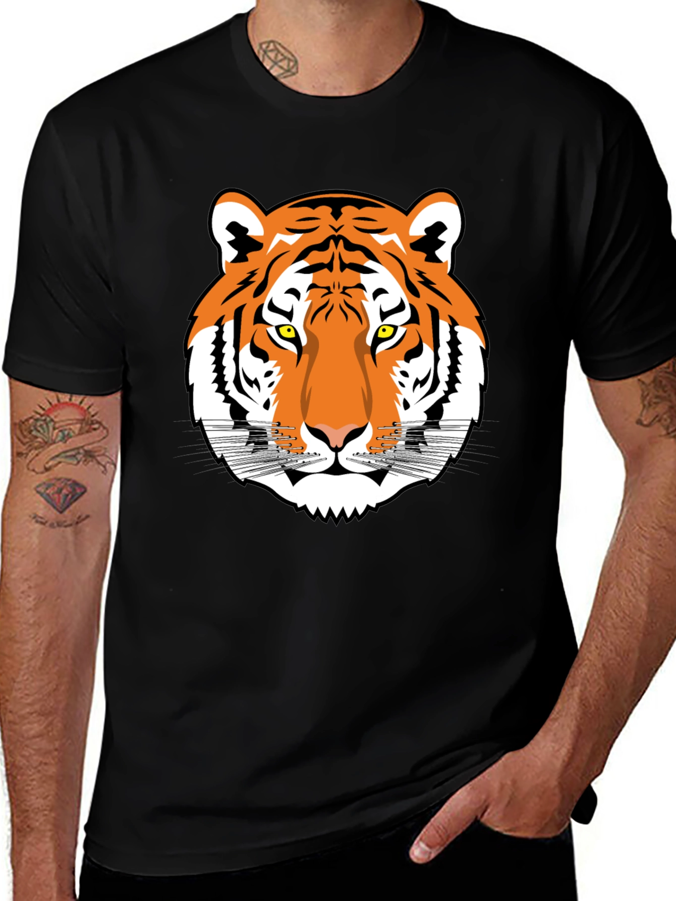 Variant 6 of Tiger Graphic Tee - Men's Black T-Shirt